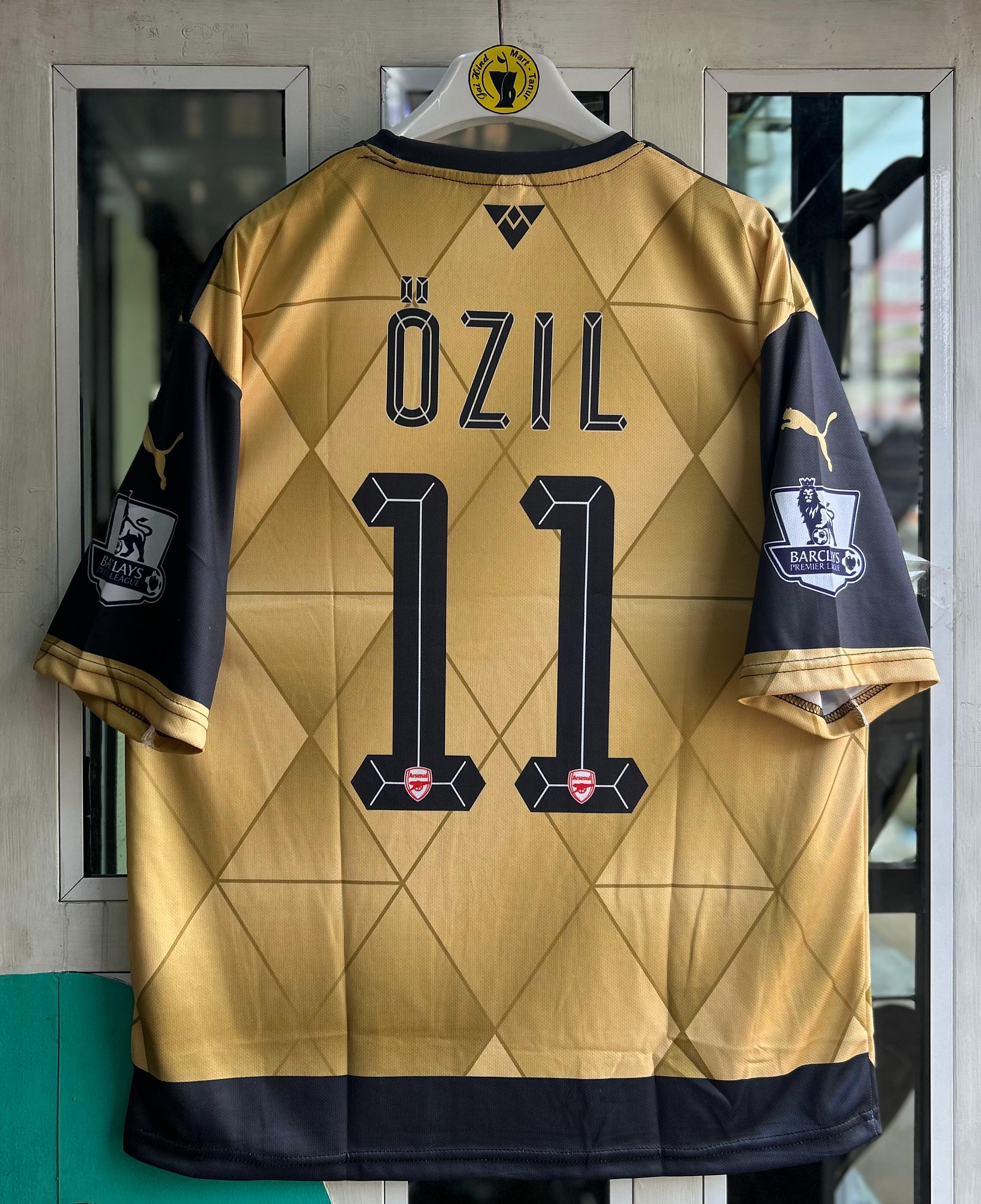 ARSENAL 2015-16 AWAY SEASON KIT.FIVESLEEVE EMBROILEDERY