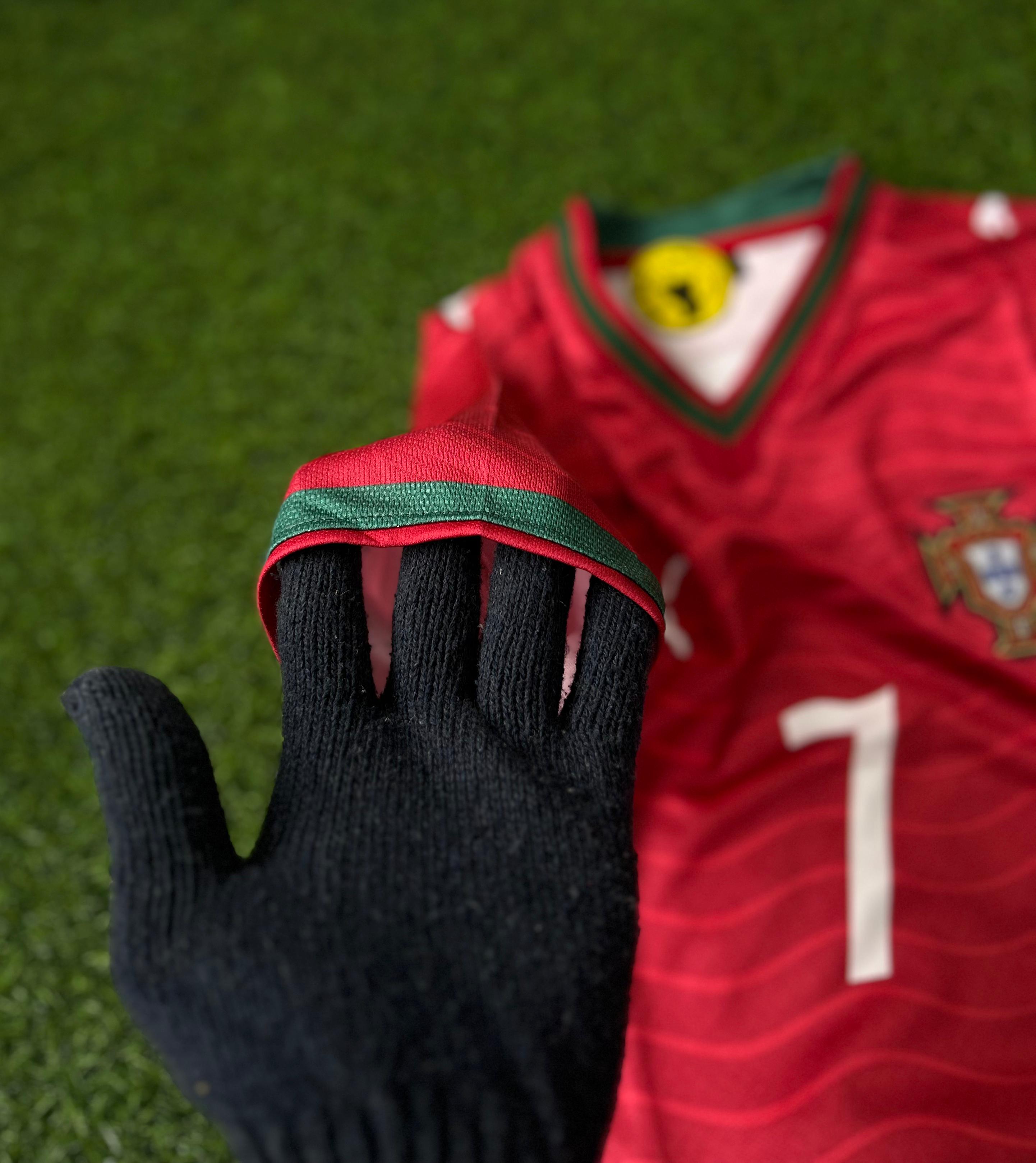 PORTUGAL 2026 WORLD CUP HOME KIT. HALFSLEEVE SIGNATURE EMBROIDERY