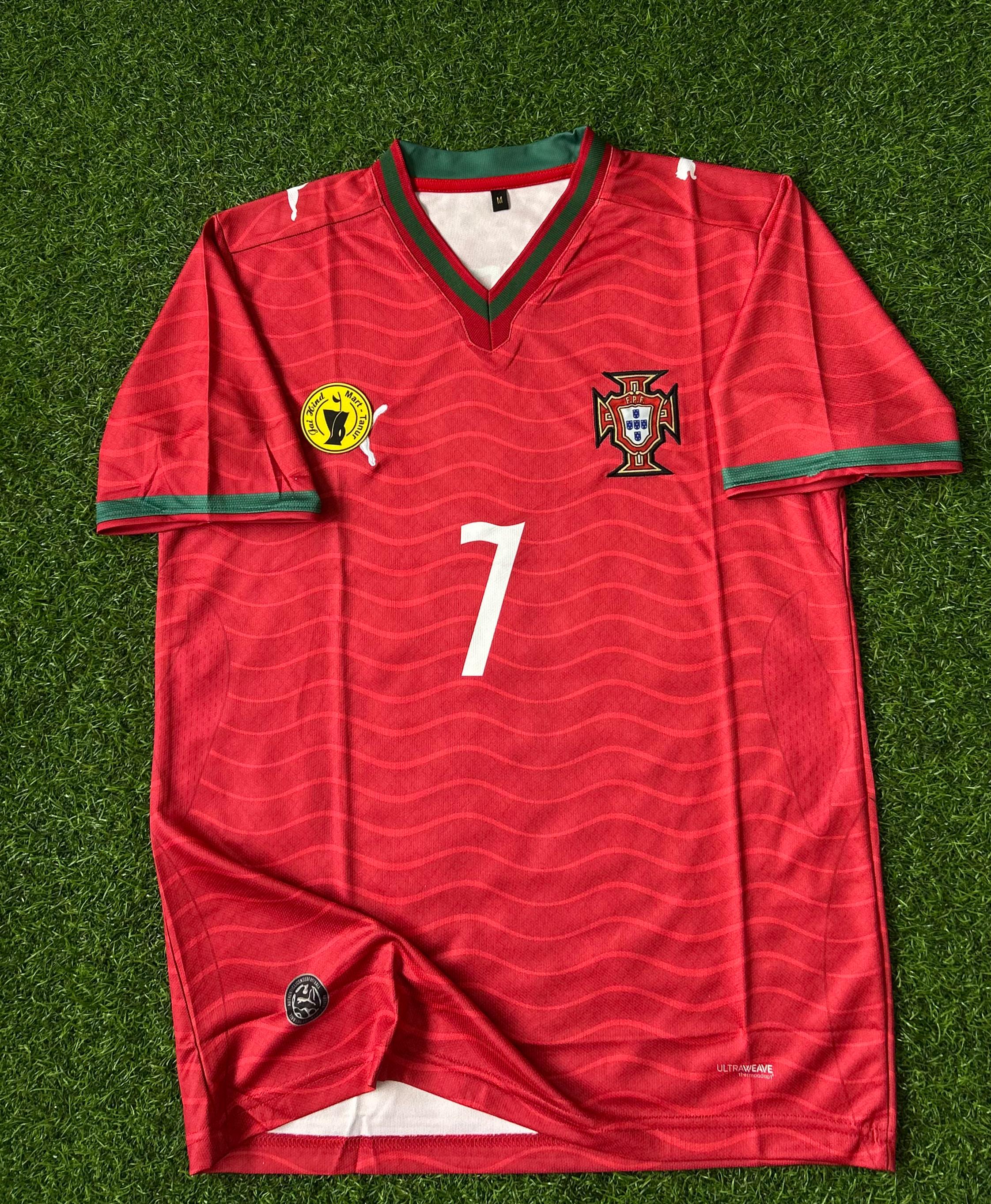 PORTUGAL 2026 WORLD CUP HOME KIT. HALFSLEEVE SIGNATURE EMBROIDERY