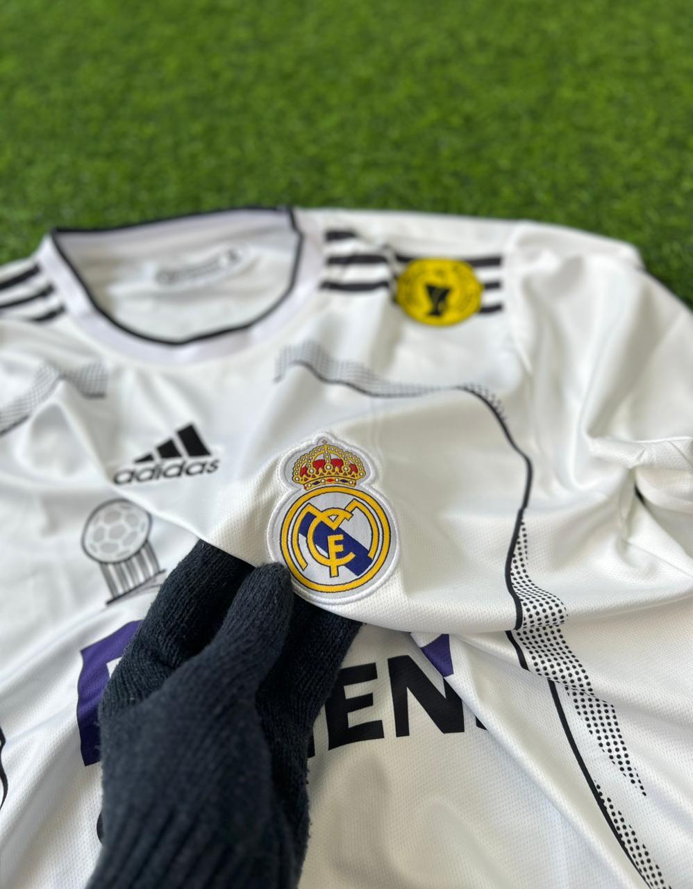 REAL MADRID 2006-2007 HOME KIT. FULLSLEEVE EMBROILEDERY