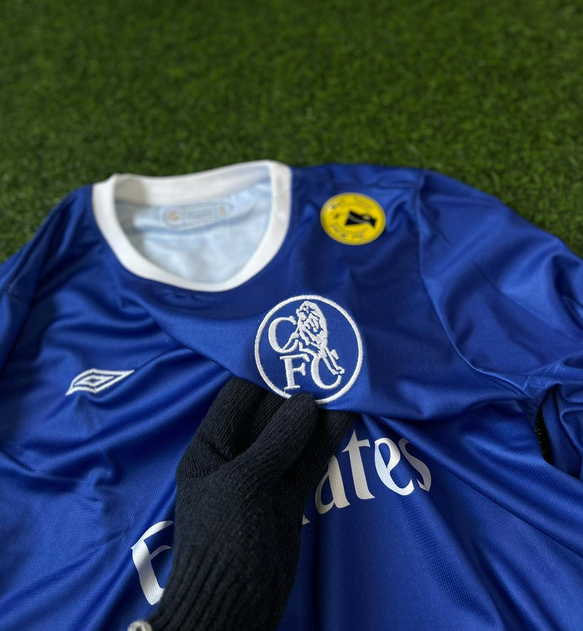 CHELSEA 2003-05 HOME KIT. FULLSLEEVE EMBROILEDERY – JAIHIND SPORTS