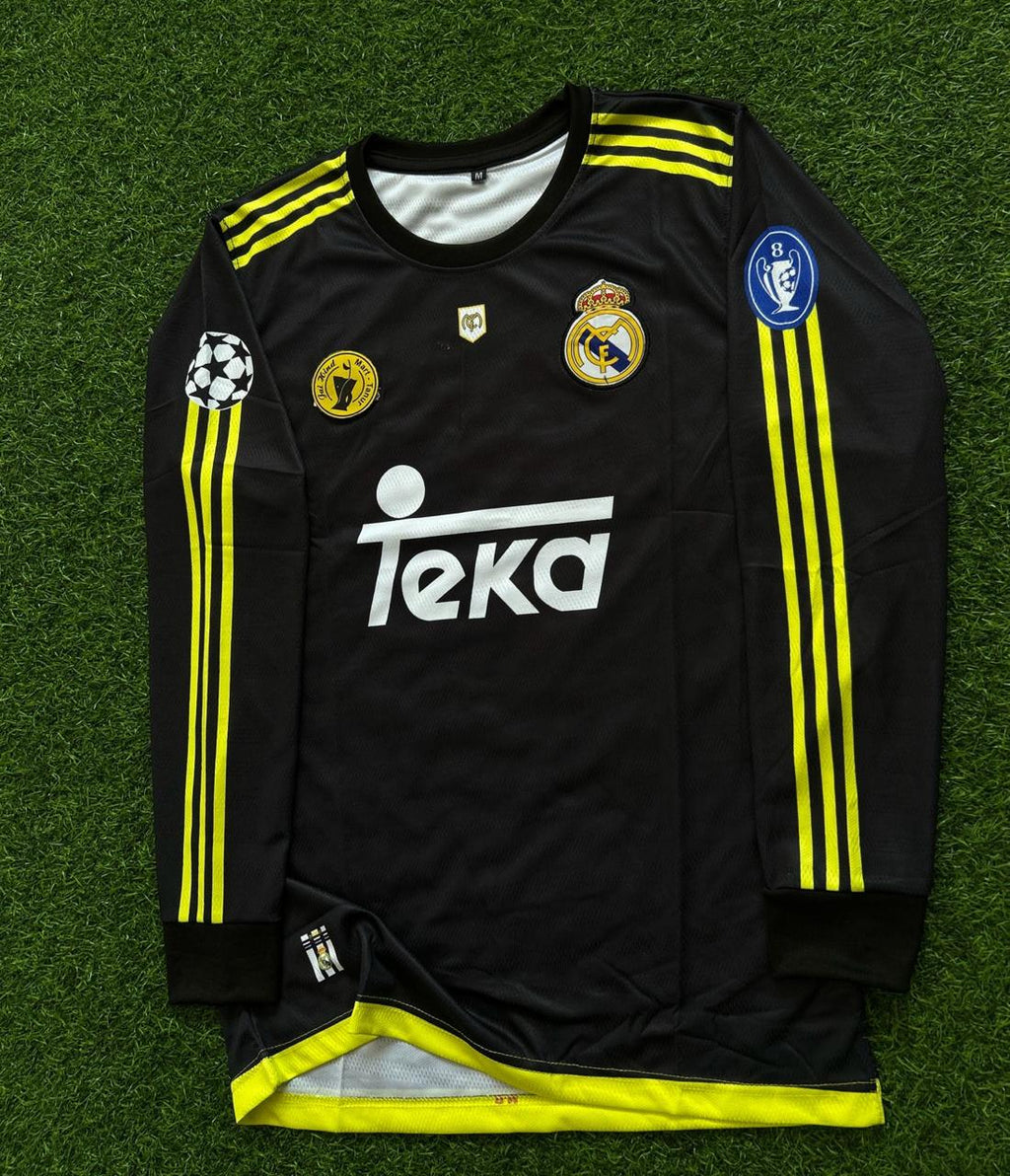 REAL MADRID 1999-00 AWAY KIT. FULLSLEEVE EMBROILEDERY