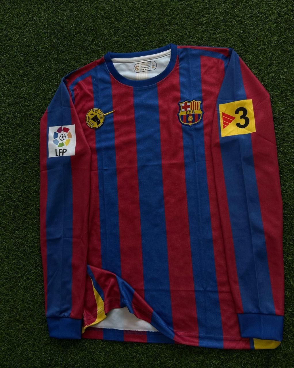 BARCELONA 2005-06 HOME KIT. FULLSLEEVE EMBROILEDERY