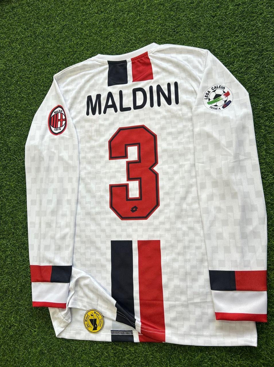 AC MILAN 1995-96 AWAY KIT. FULLSLEEVE EMBROILEDERY