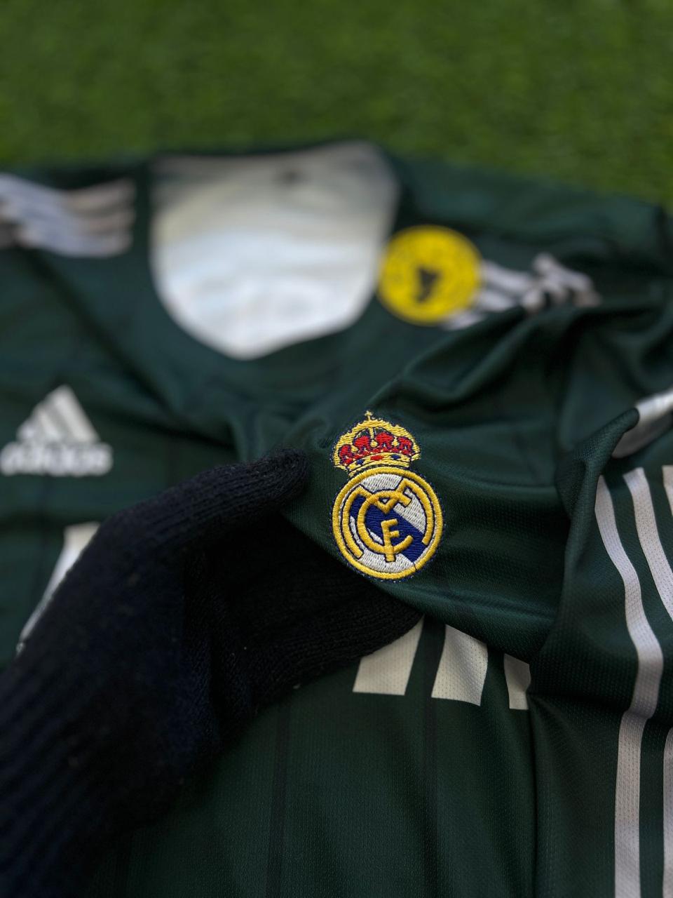 REAL MADRID 2012-13 THIRD KIT. FULLSLEEVE EMBROILEDERY