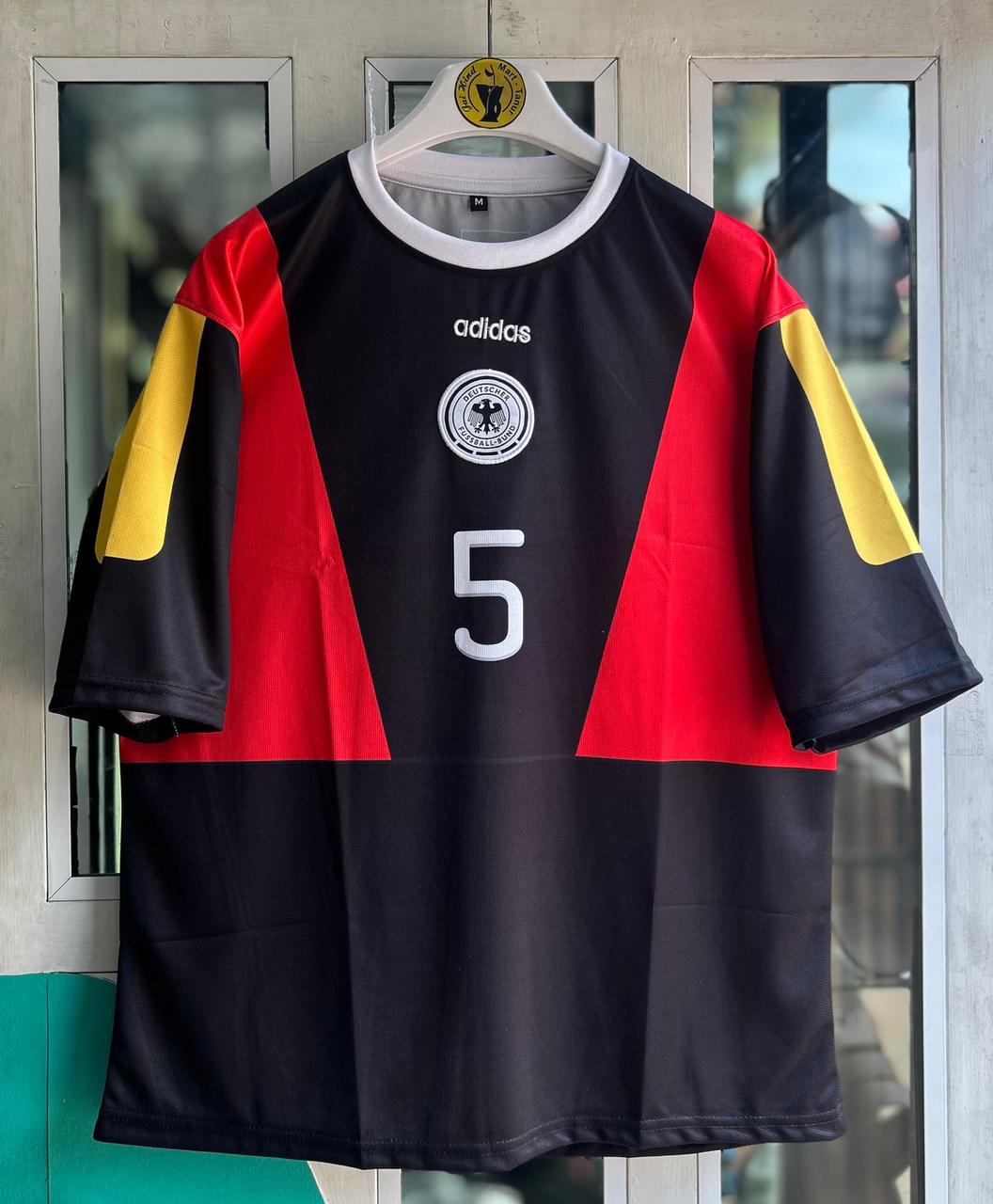 GERMANY VINTAGE SPECIAL EDITION. FIVESLEEVE EMBROIDERY