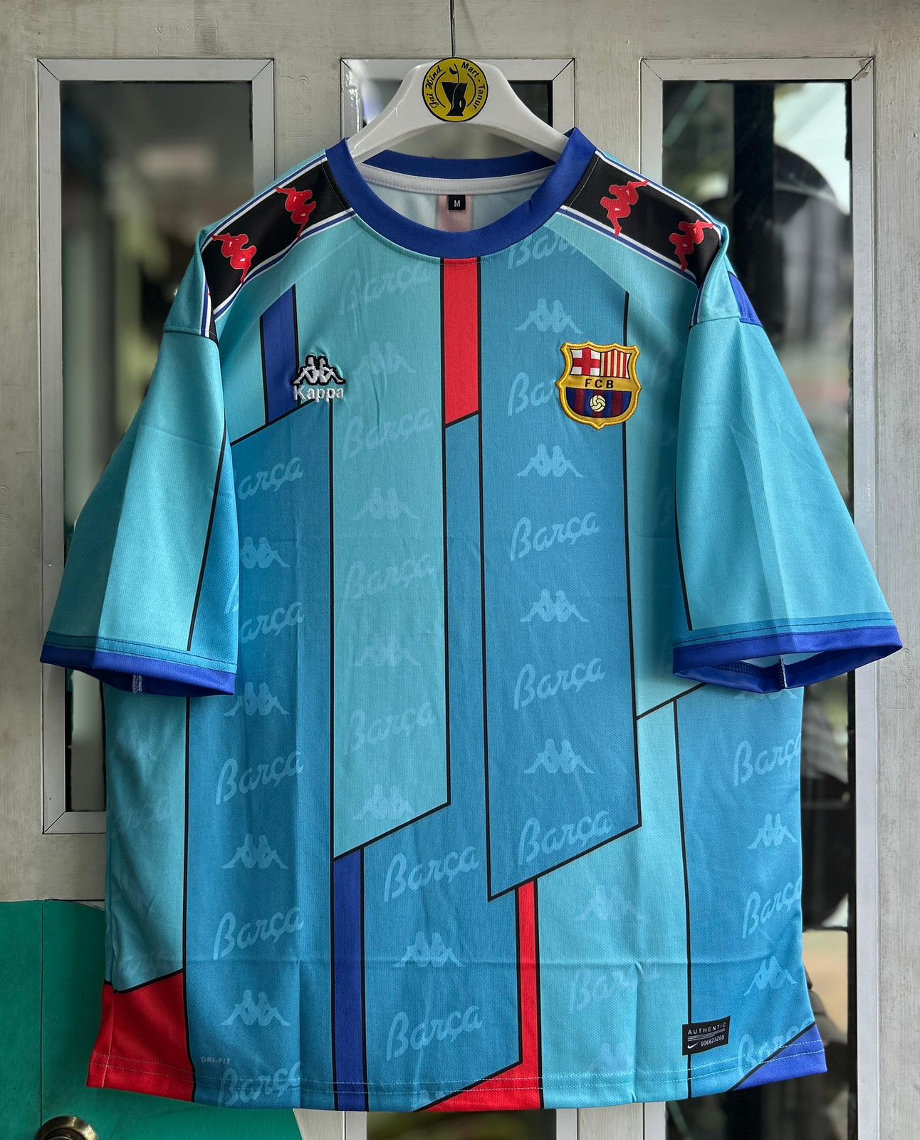 BARCELONA 1996-97 AWAY KIT. FIVESLEEVE EMBROIDERY