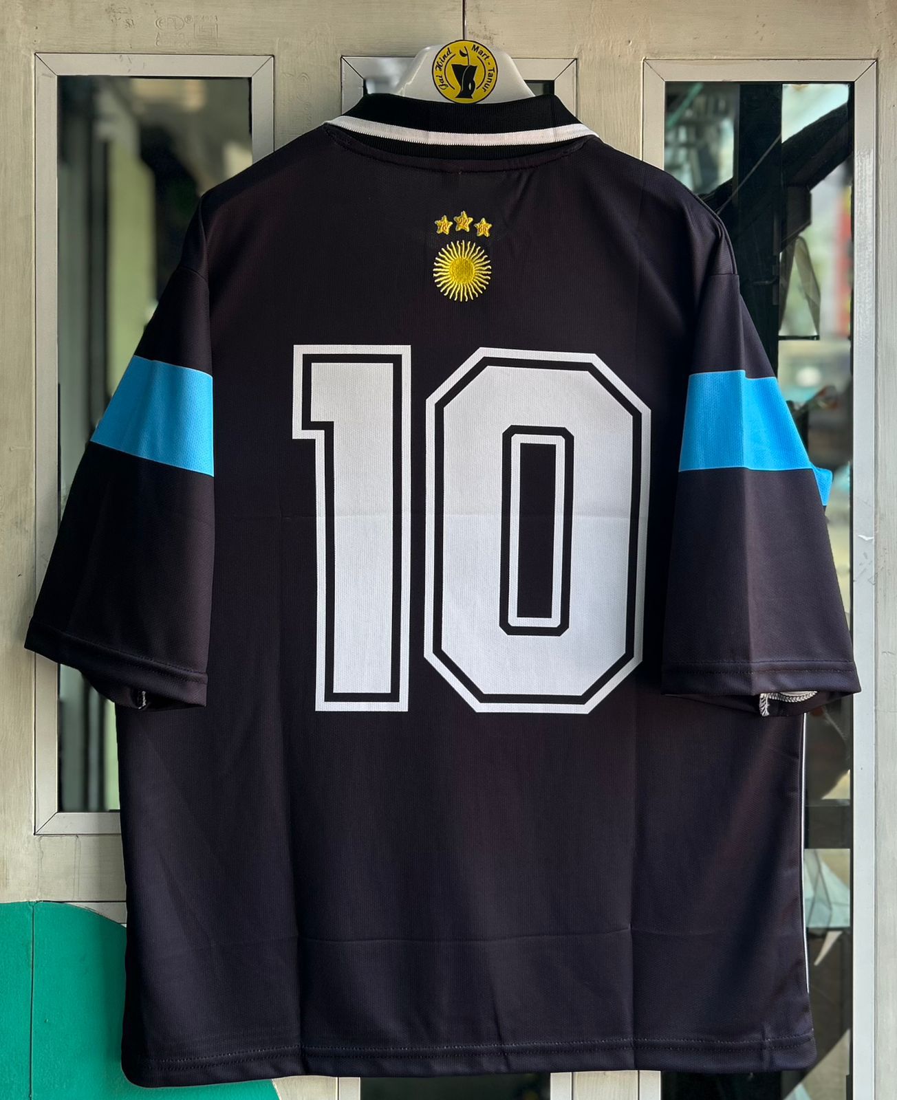ARGENTINA SPECIAL EDITION,MESSI TRIBUTE . FIVESLEEVE POLO EMBROIDERY