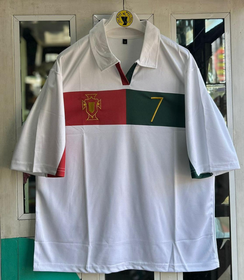 PORTUGAL VINTAGE SPECIAL EDITION .FIVESLEEVE EMBROIDERY POLO