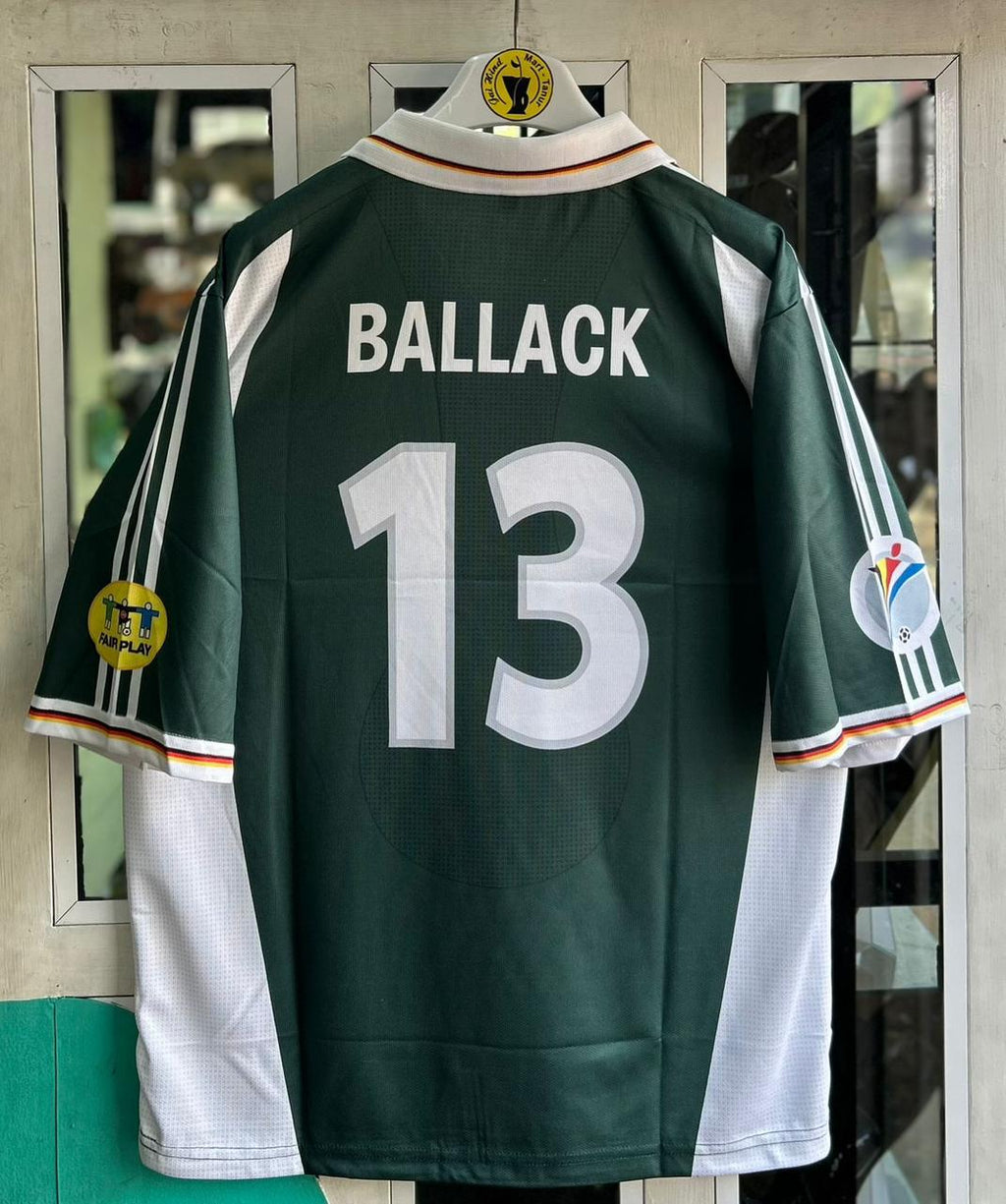GERMANY 2000-02 AWAY KIT. FIVESLEEVE POLO EMBROIDERY