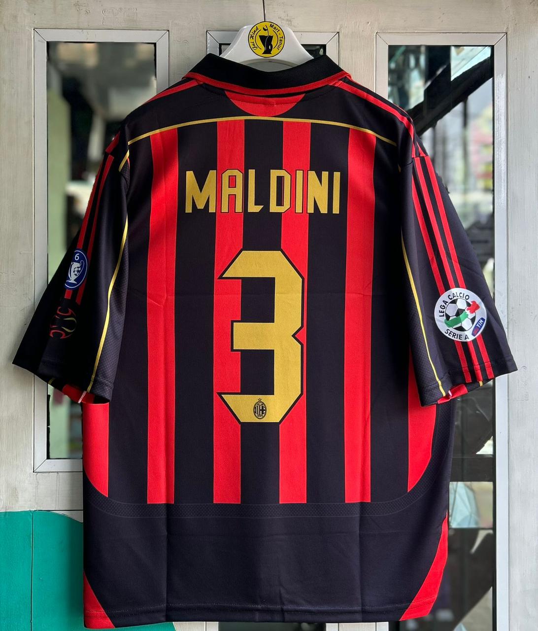 AC MILAN 2006-07 HOME KIT. FIVESLEEVE POLO EMBROIDERY