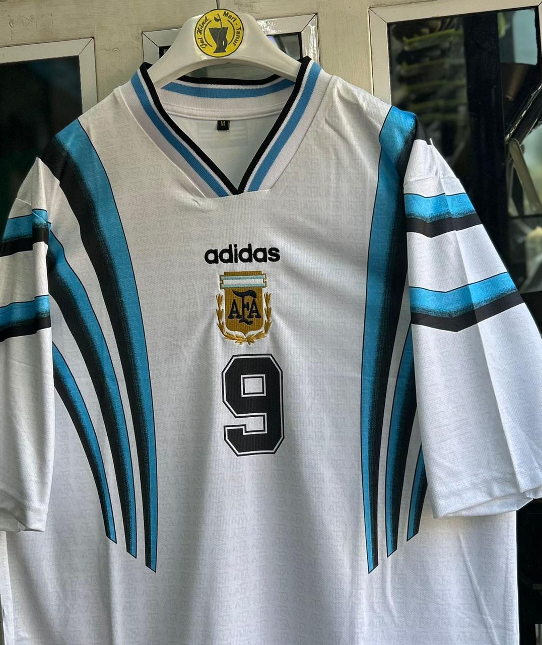 ARGENTINA 1997 THIRD KIT. FIVESLEEVE POLO EMBROIDERY