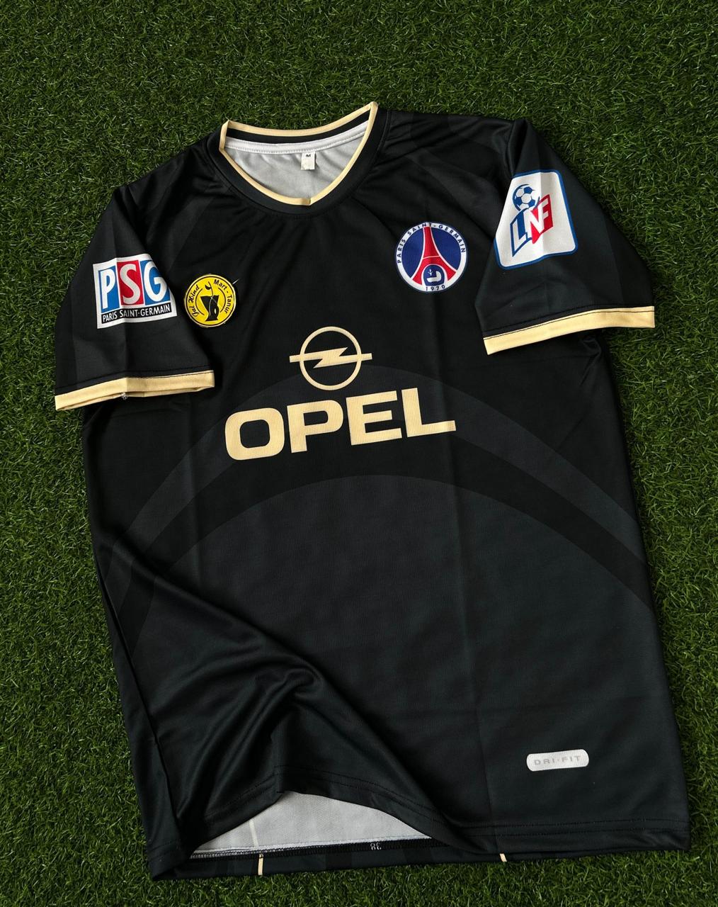 PSG 2001-02 THIRD KIT. HALFSLEEVE SUBLIMATION