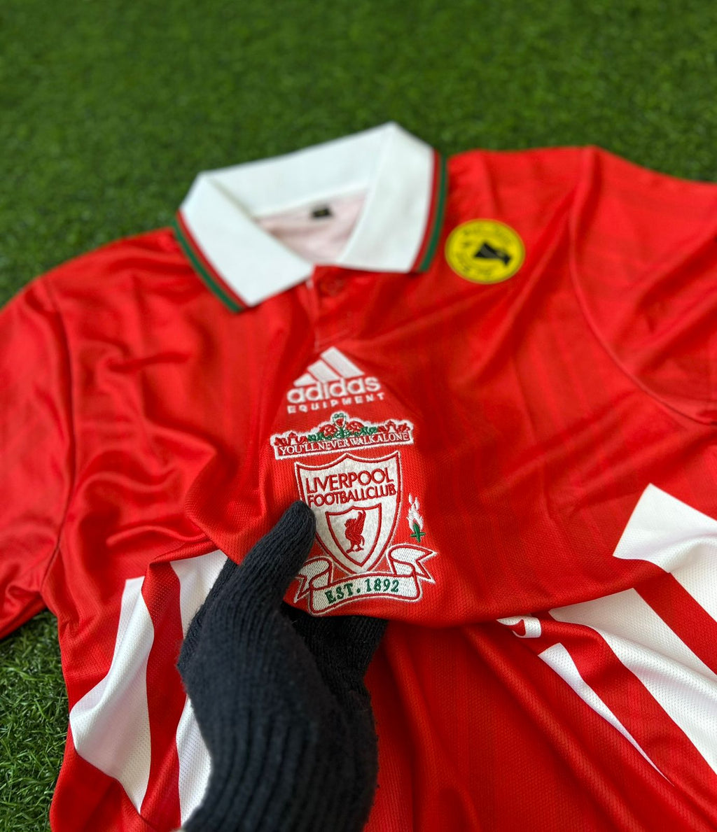 LIVERPOOL 1993-95 HOME KIT, HALFSLEEVE POLO EMBROIDERY