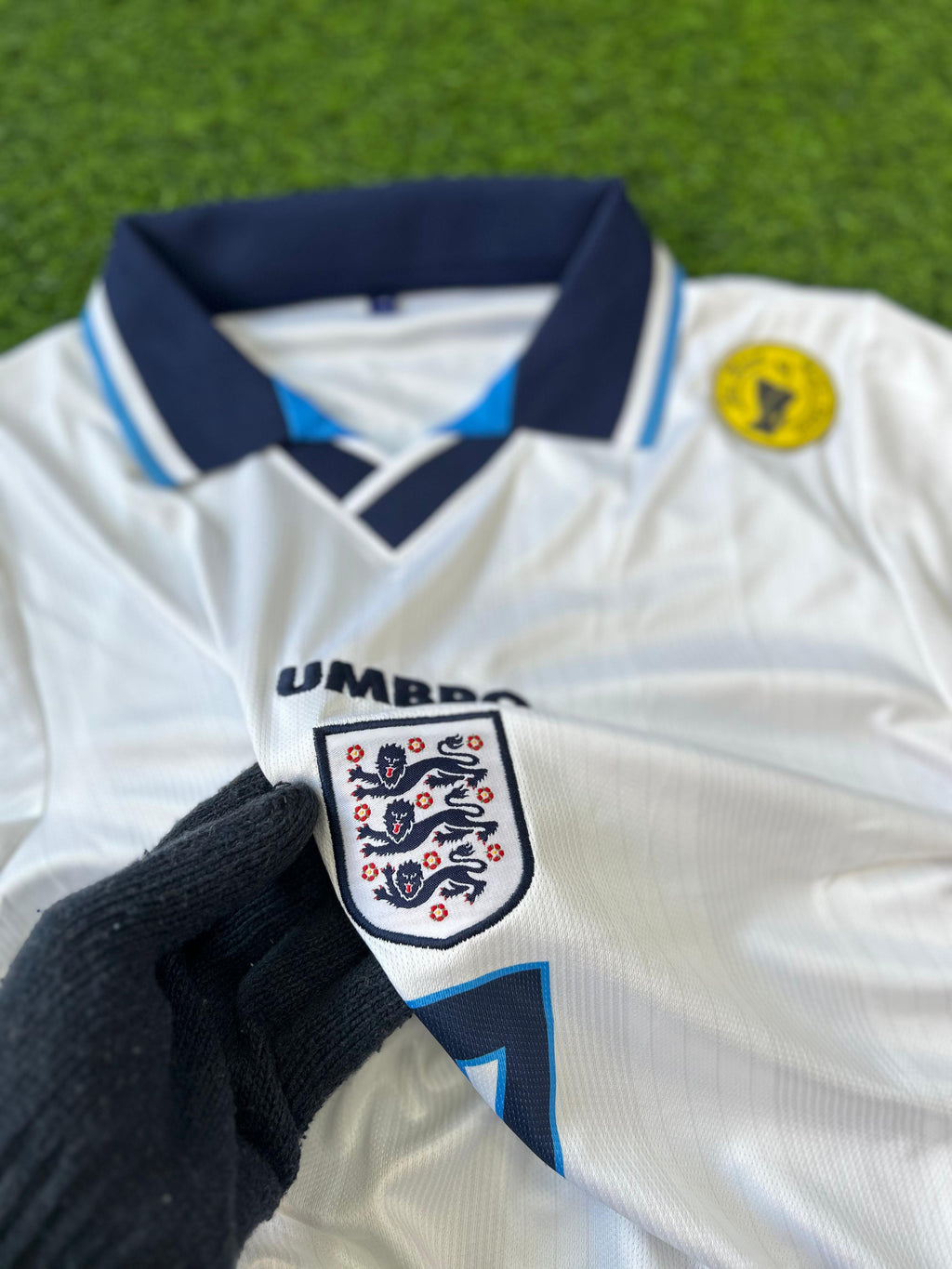 ENGLAND 1996 HOME KIT, FULLSLEEVE POLO EMBROIDERY