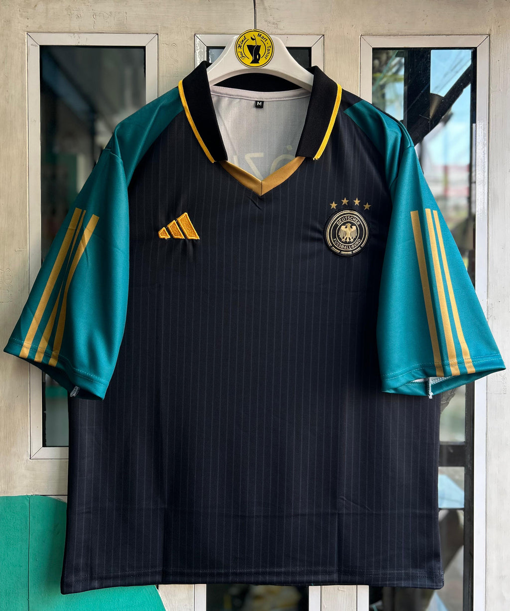 GERMANY VINTAGE SPECIAL EDITION. FIVESLEEVE POLO EMBROIDERY