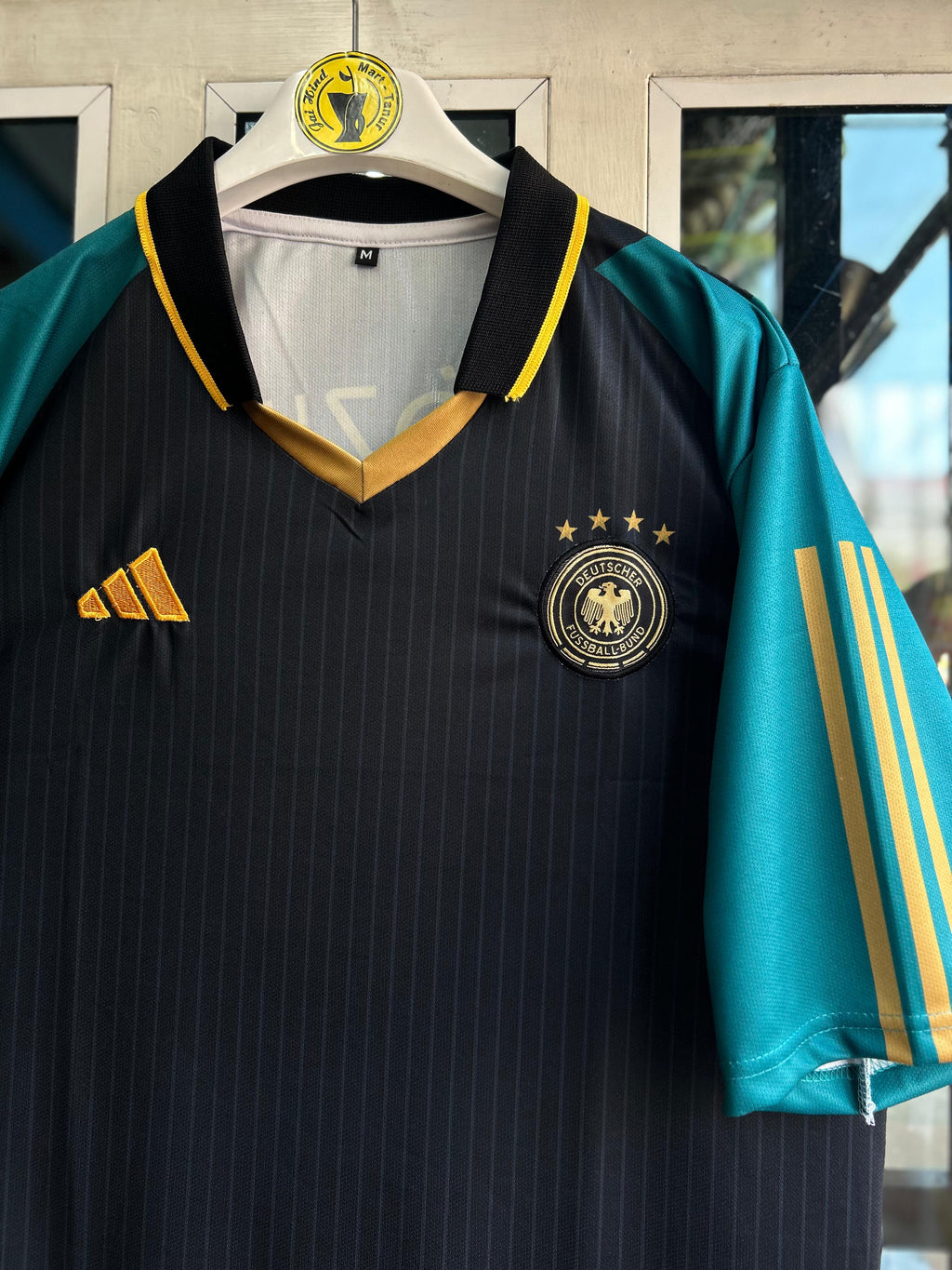 GERMANY VINTAGE SPECIAL EDITION. FIVESLEEVE POLO EMBROIDERY
