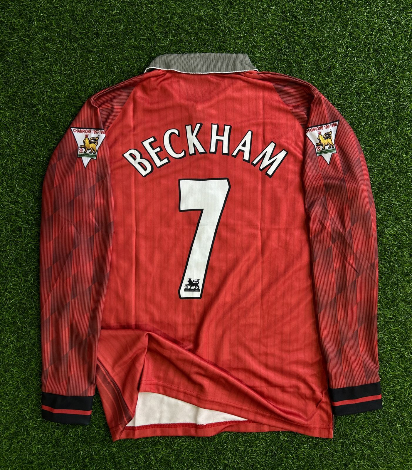 MAN UNITED 1996-98 HOME KIT, POLO FULLSLEEVE EMBROIDERY – JAIHIND