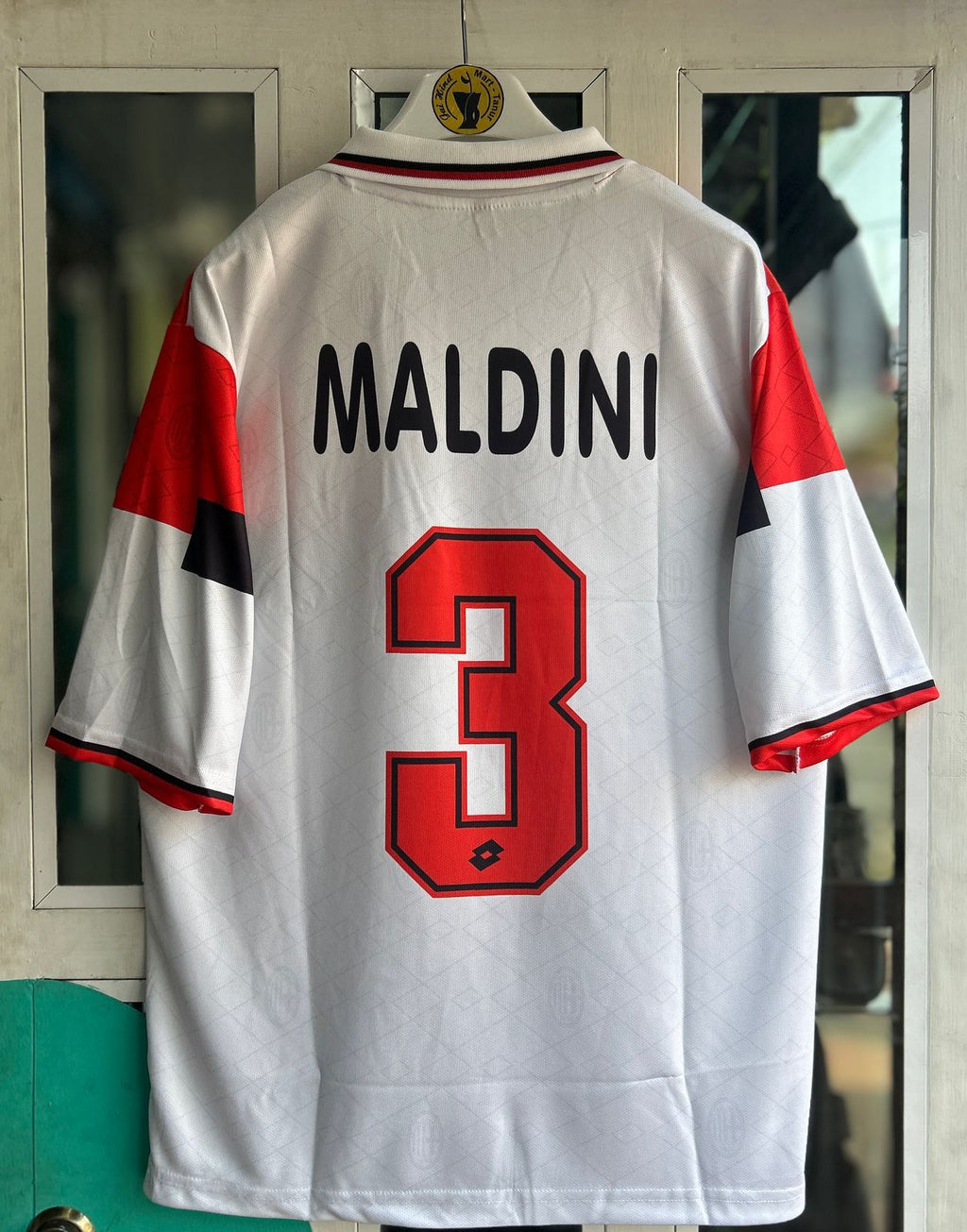 AC MILAN 1994-95 AWAY KIT, FIVESLEEVE POLO EMBROIDERY