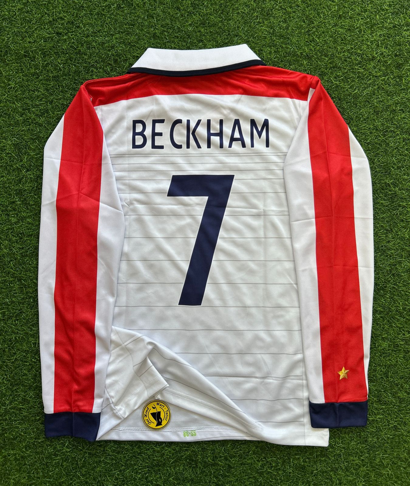 ENGLAND 2004 HOME KIT, FULLSLEEVE POLO EMBROIDERY