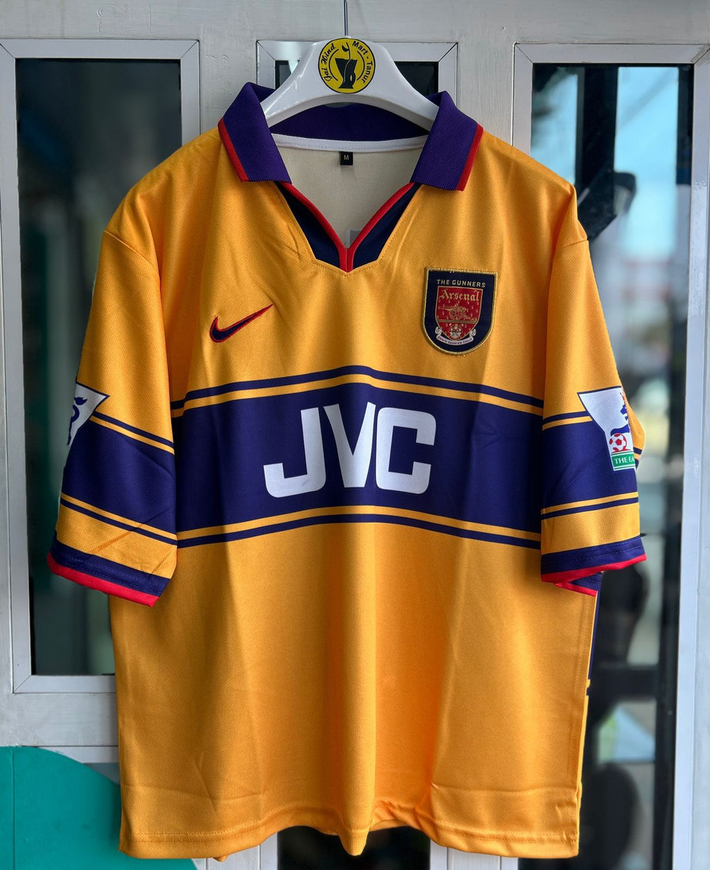 ARSENAL 1997-99 AWAY KIT, FIVESLEEVE POLO EMBROIDERY