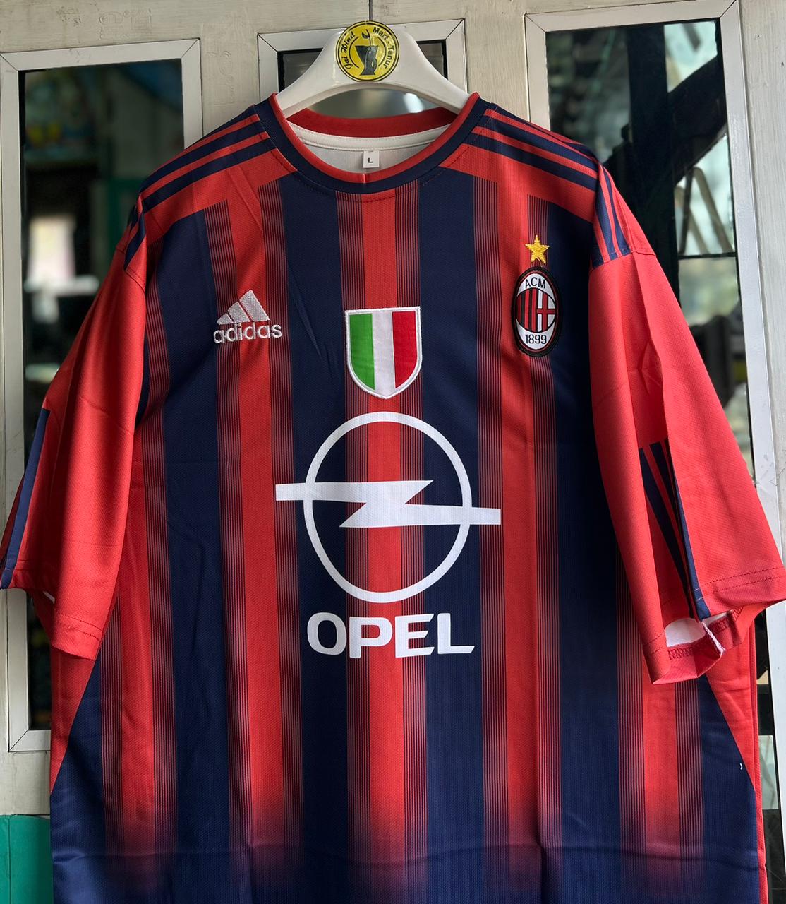 AC MILAN 2004-05 SEASON HOME KIT, FIVESLEEVE EMBROIDERY