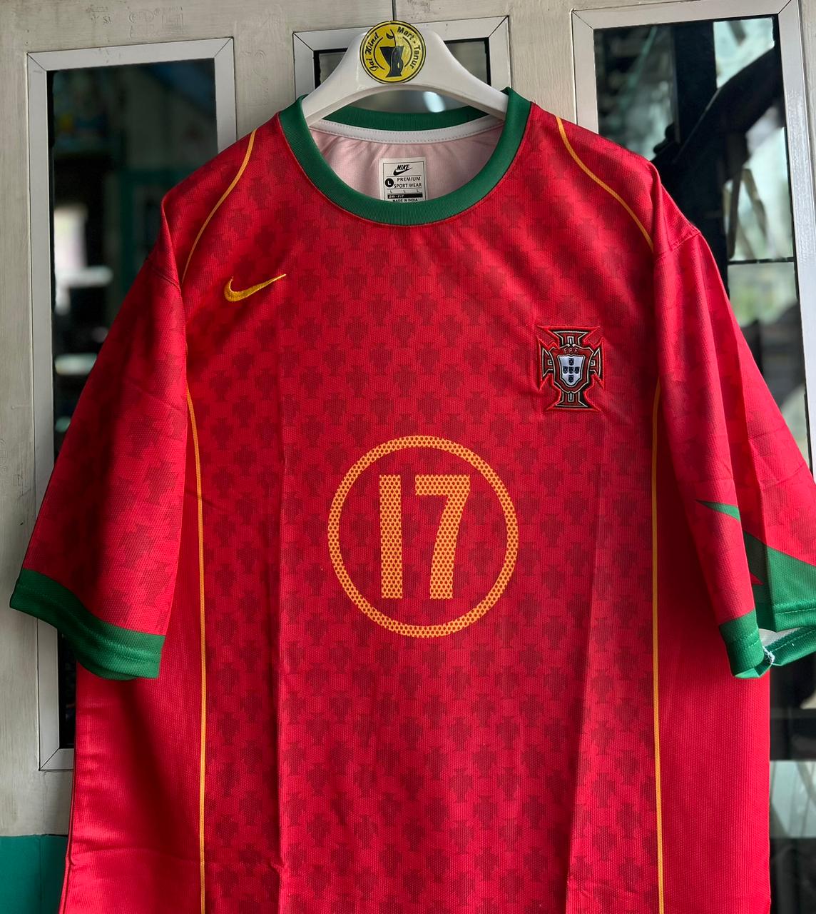 PORTUGAL 2004-06 HOME KIT, FIVESLEEVE EMBROIDERY