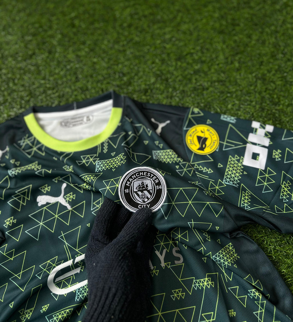 MAN CITY 2025-26 SEASON FORTH KIT, HALFSLEEVE EMBROIDERY