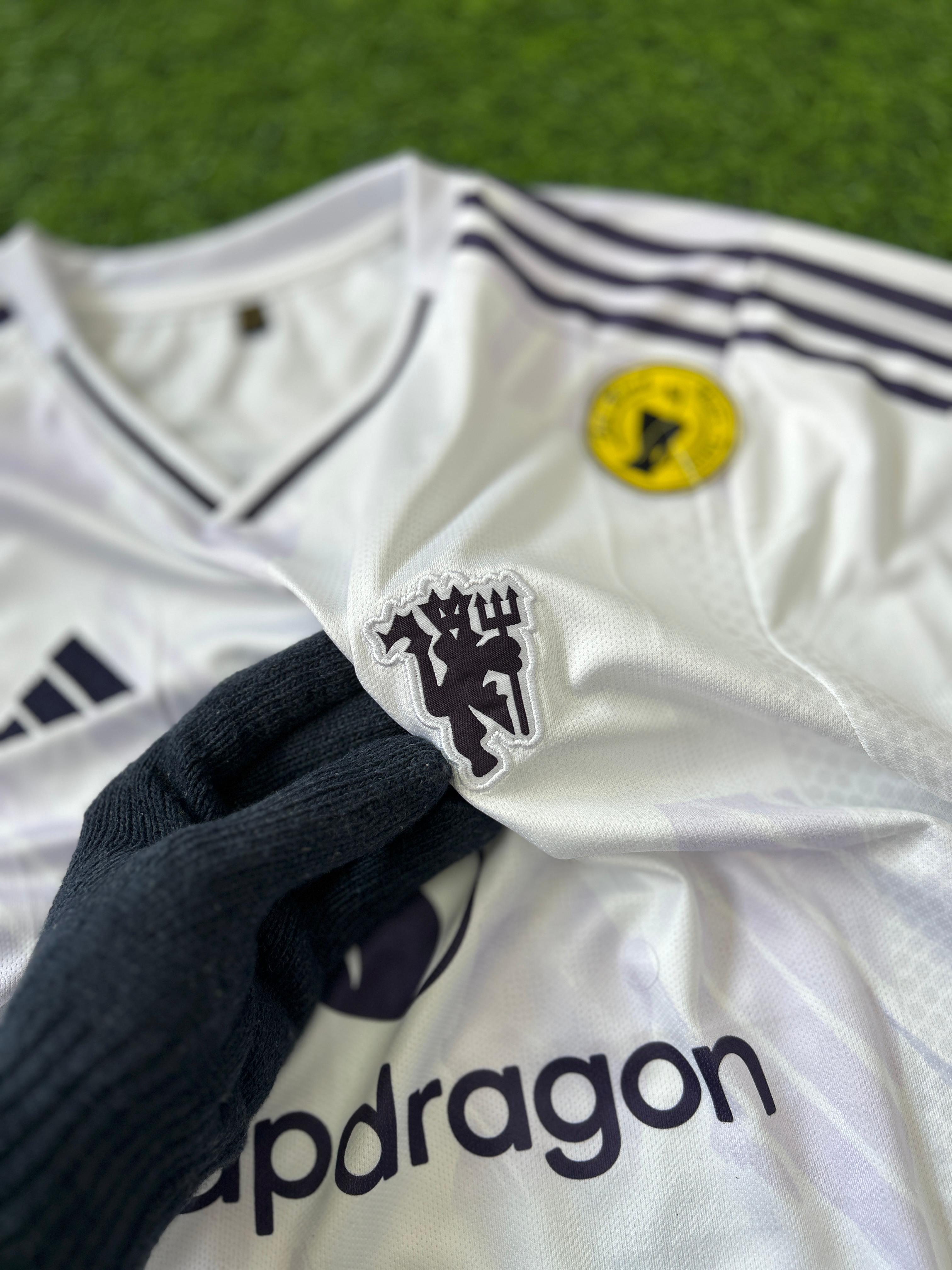 MAN UNITED 2025-26 SEASON AWAY KIT, HALFSLEEVE EMBROIDERY