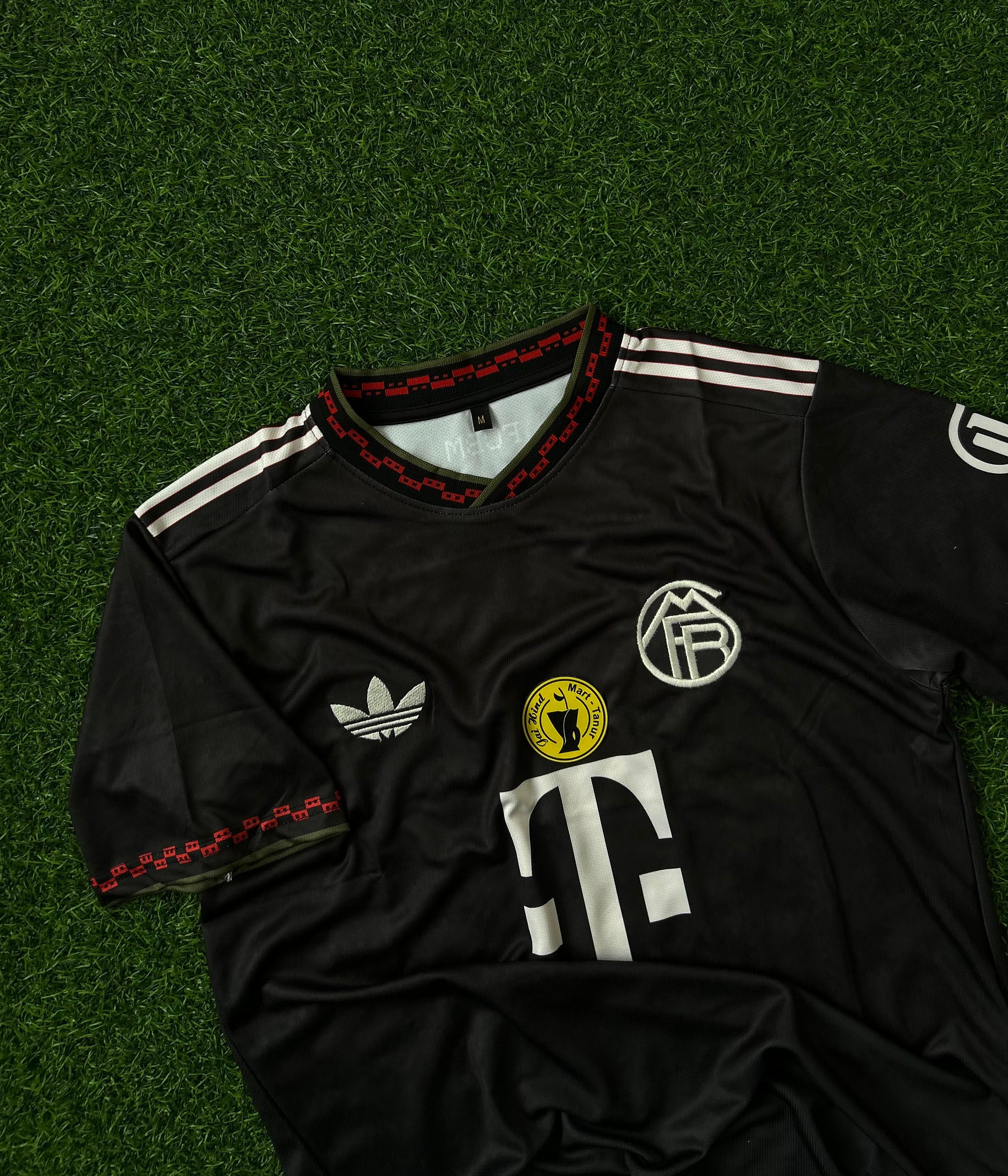 BAYERN MUNICH 2025-26 SEASON THIRD KIT, HALFSLEEVE EMBROIDERY
