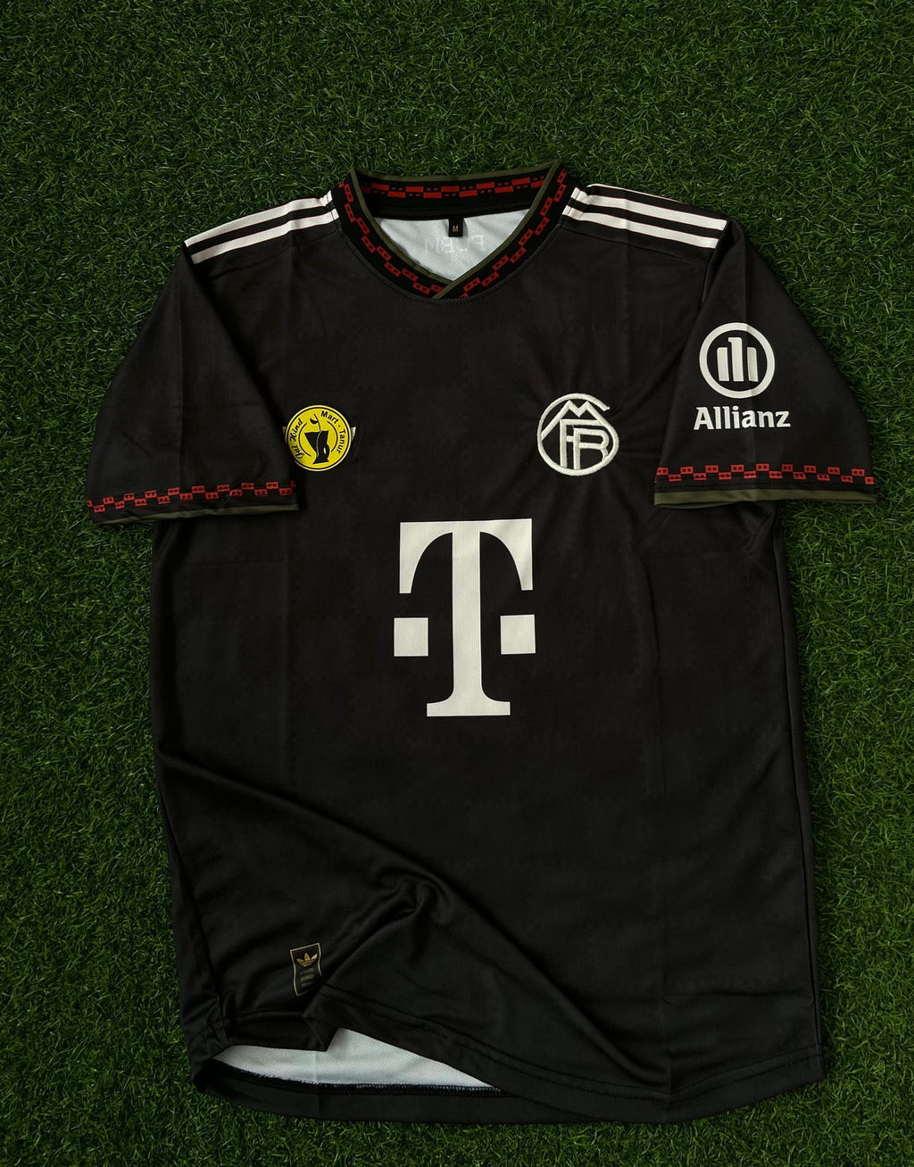 BAYERN MUNICH 2025-26 SEASON THIRD KIT, HALFSLEEVE EMBROIDERY