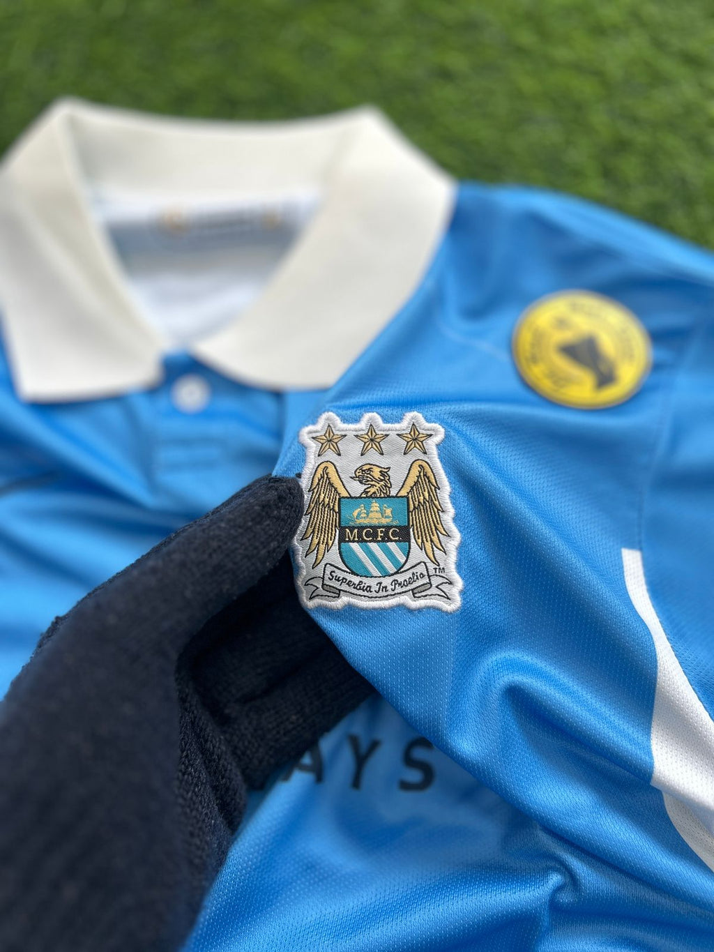 MAN CITY 2015-16 HOME KIT, HALFSLEEVE POLO EMBROIDERY