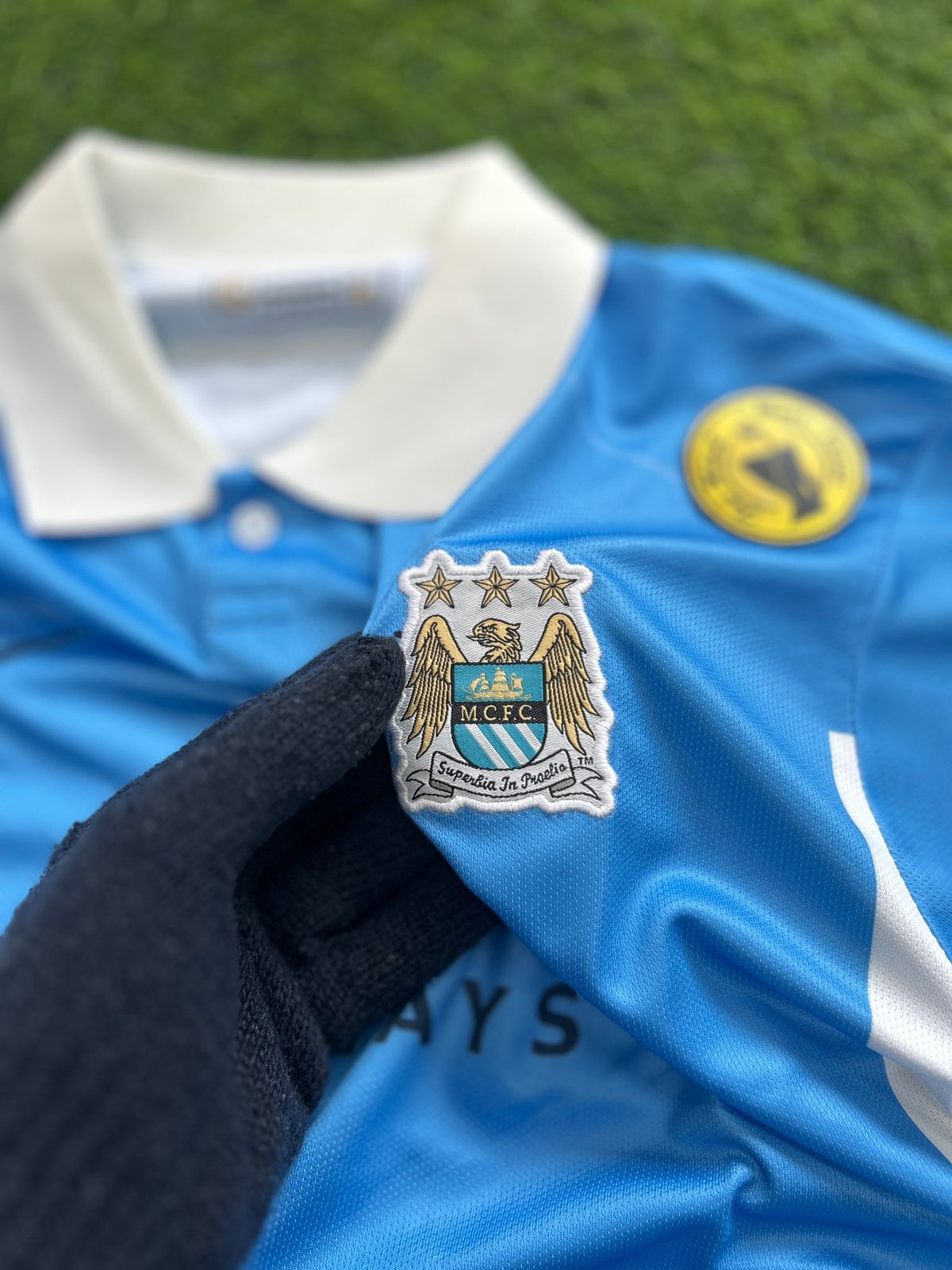 MAN CITY 2015-16 HOME KIT, HALFSLEEVE POLO EMBROIDERY