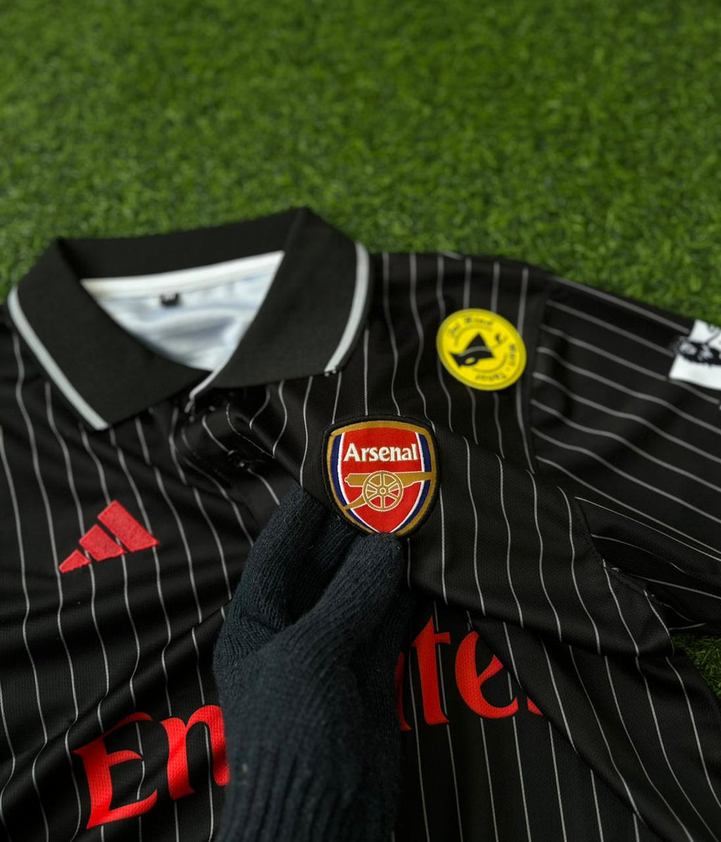 ARSENAL 2009-10 AWAY KIT, HALFSLEEVE POLO EMBROIDERY