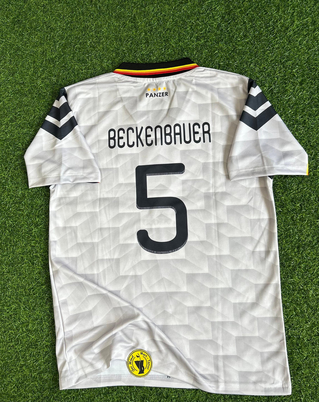 GERMANY 1992-94 HOME KIT, HALFSLEEVE POLO EMBROIDERY