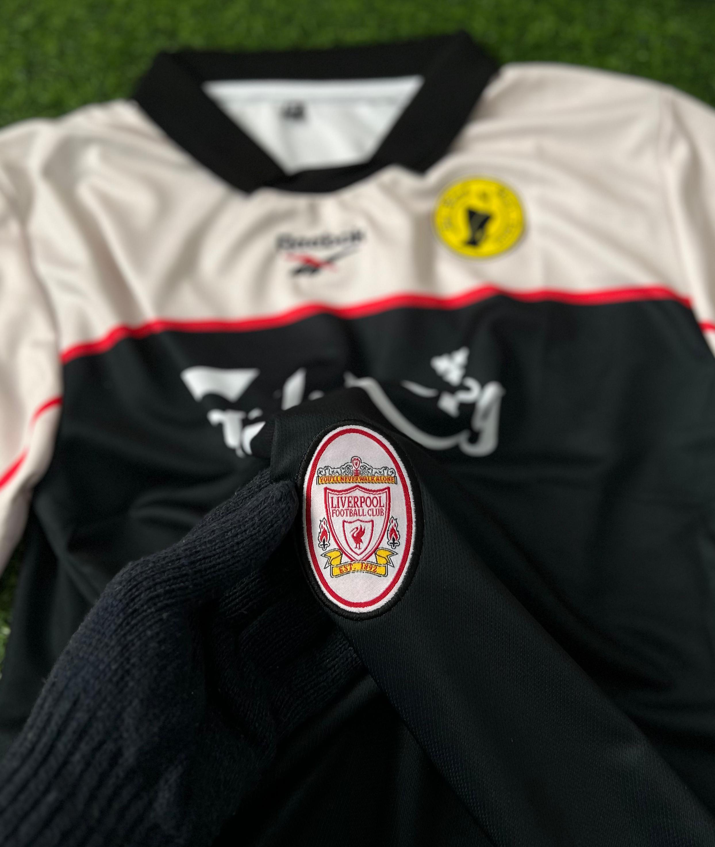 LIVERPOOL 1996-98  REEBOK, HALFSLEEVE POLO EMBROIDERY