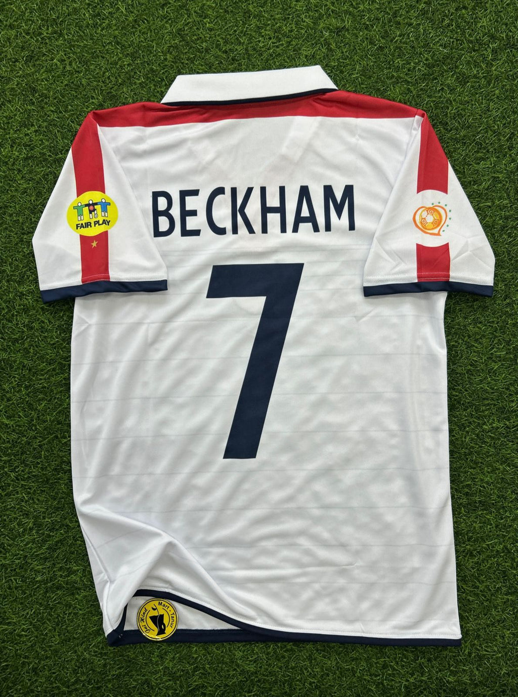 ENGLAND 2004 HOME KIT, HALFSLEEVE POLO EMBROIDERY
