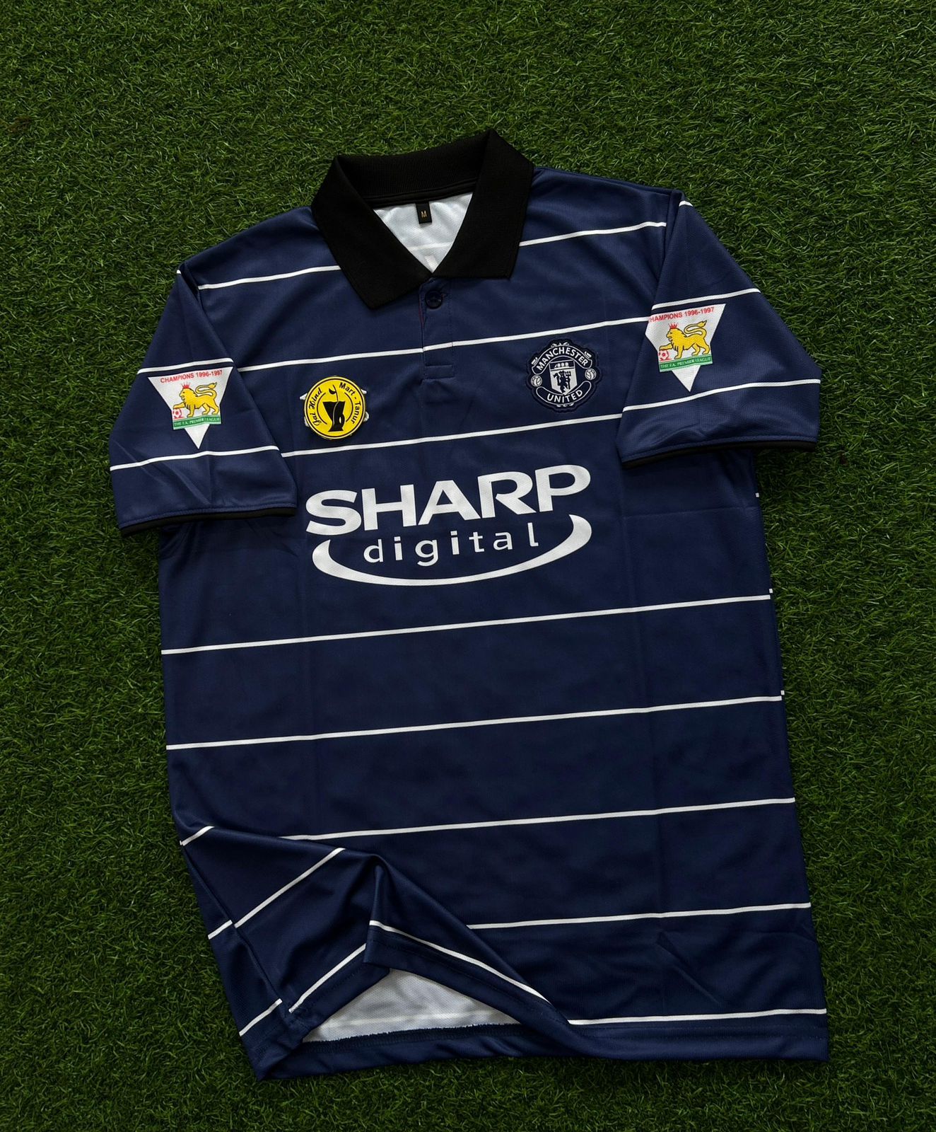MAN UNITED 1999-00 AWAY KIT, HALFSLEEVE POLO EMBROIDERY