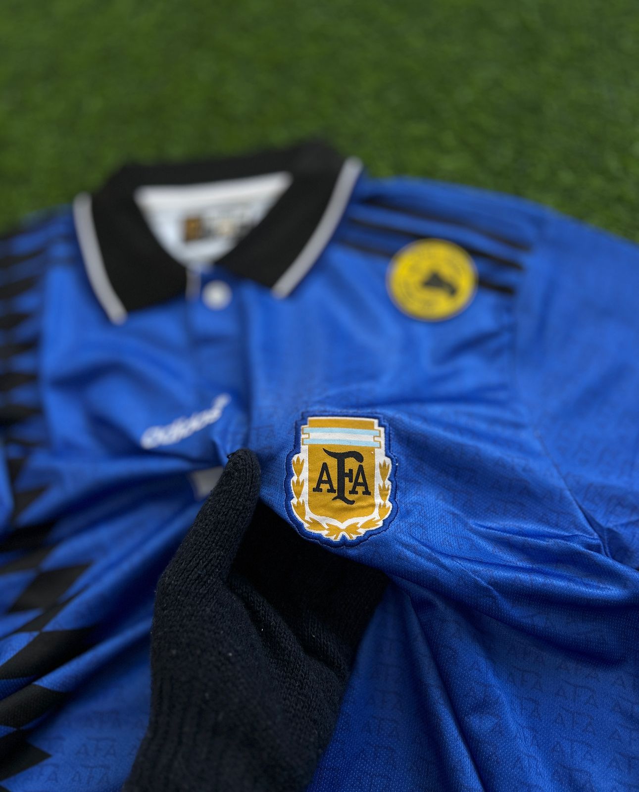 ARGENTINA 1994 AWAY KIT, HALFSLEEVE POLO EMBROIDERY