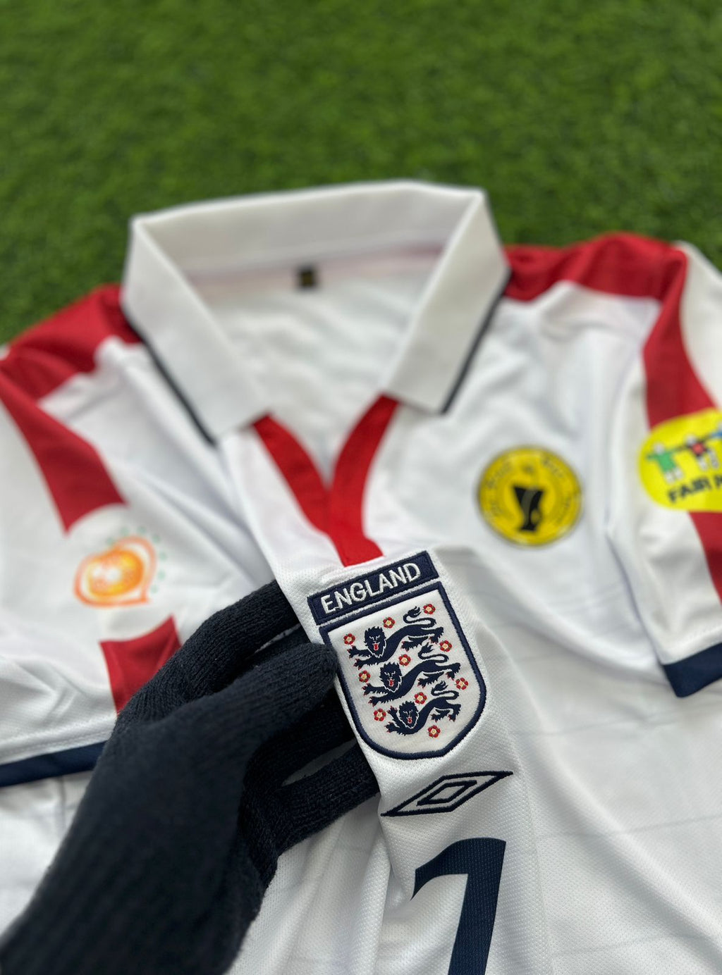 ENGLAND 2004 HOME KIT, HALFSLEEVE POLO EMBROIDERY