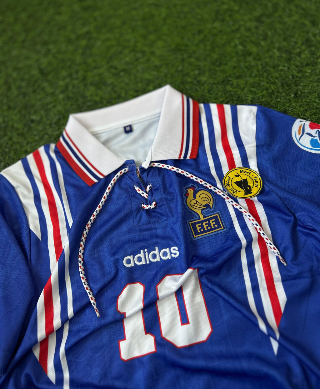FRANCE 1996 HOME KIT, HALFSLEEVE POLO EMBROIDERY