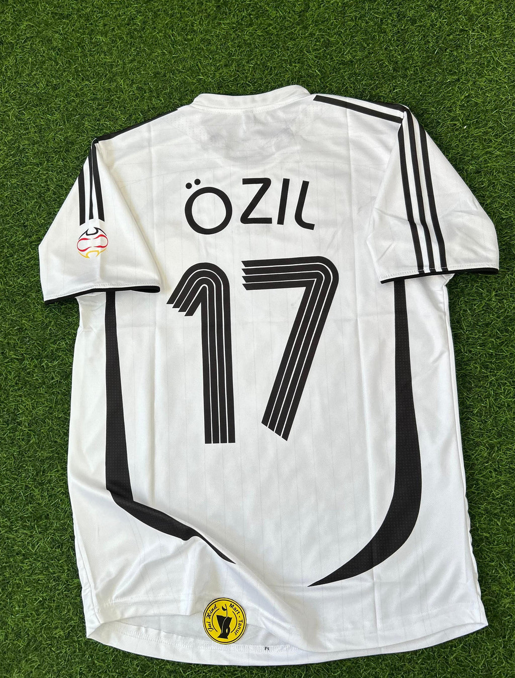 GERMANY 2006 HOME KIT, HALFSLEEVE EMBROIDERY (OG NECK)