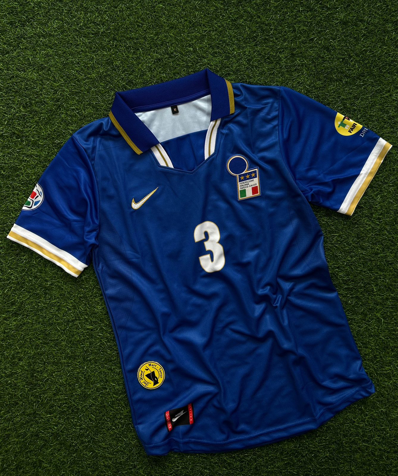 ITALY 1996-97 HOME KIT,HALFSLEEVE POLO EMBROIDERY