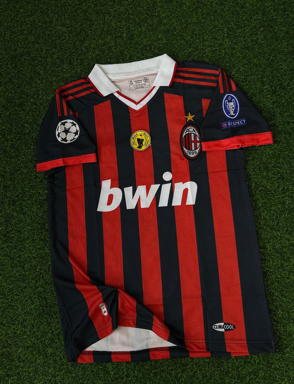 AC MILAN 2009-10 HOME KIT, HALFSLEEVE POLO EMBROIDERY