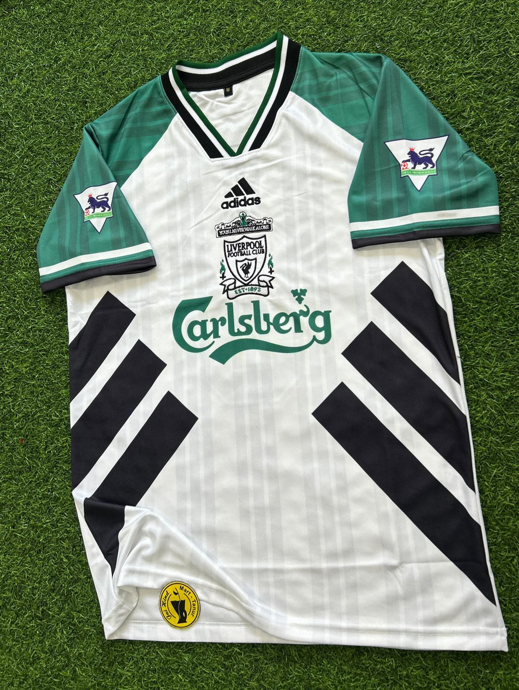 LIVERPOOL 1993-95 AWAY KIT, HALFSLEEVE EMBROIDERY (OG NECK)