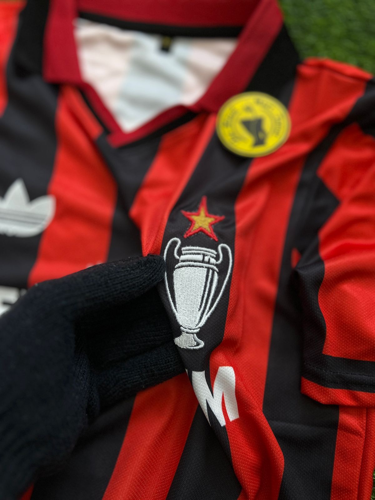 AC MILAN 1990-91 HOME KIT, HALFSLEEVE POLO EMBROIDERY