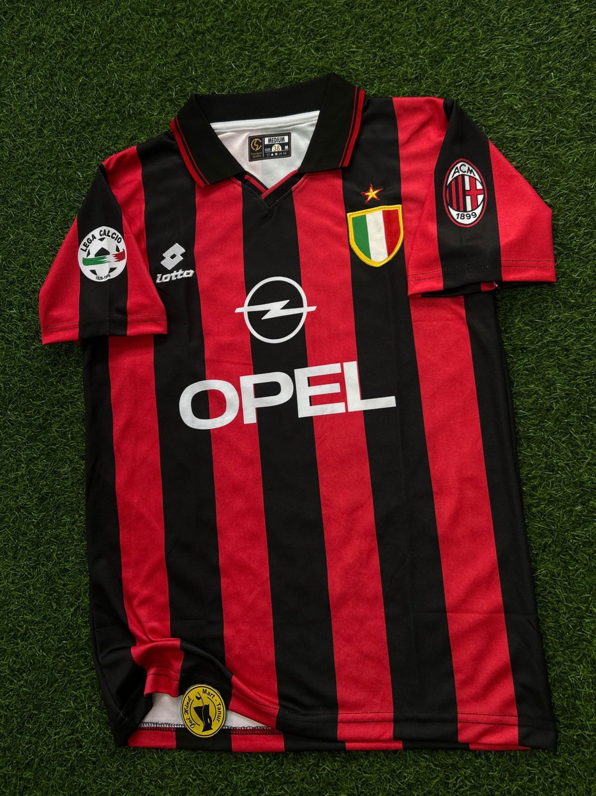 AC MILAN 1996-97 HOME KIT, HALFSLEEVE POLO EMBROIDERY