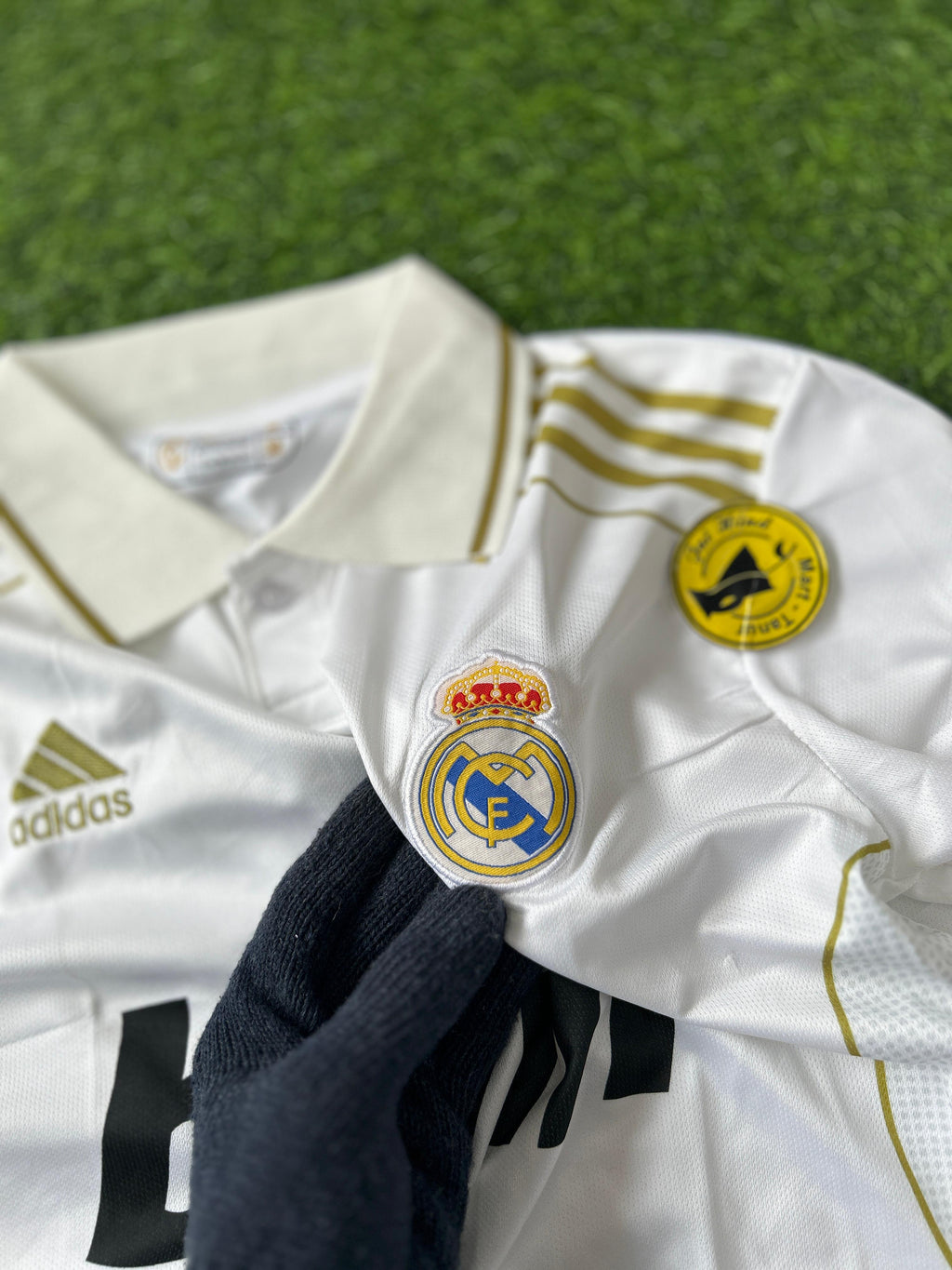 REAL MADRID 2011-12 HOME KIT, FULLSLEEVE POLO EMBROIDERY