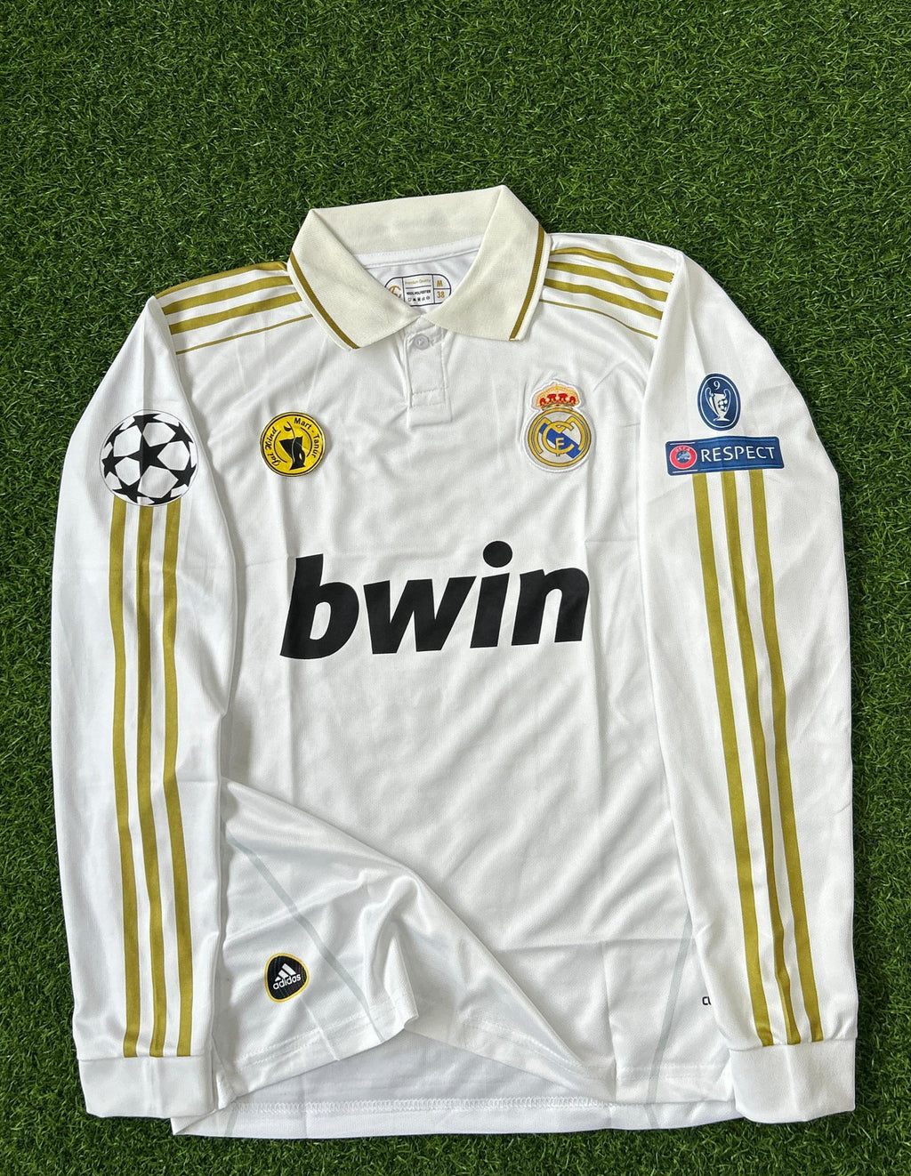 REAL MADRID 2011-12 HOME KIT, FULLSLEEVE POLO EMBROIDERY
