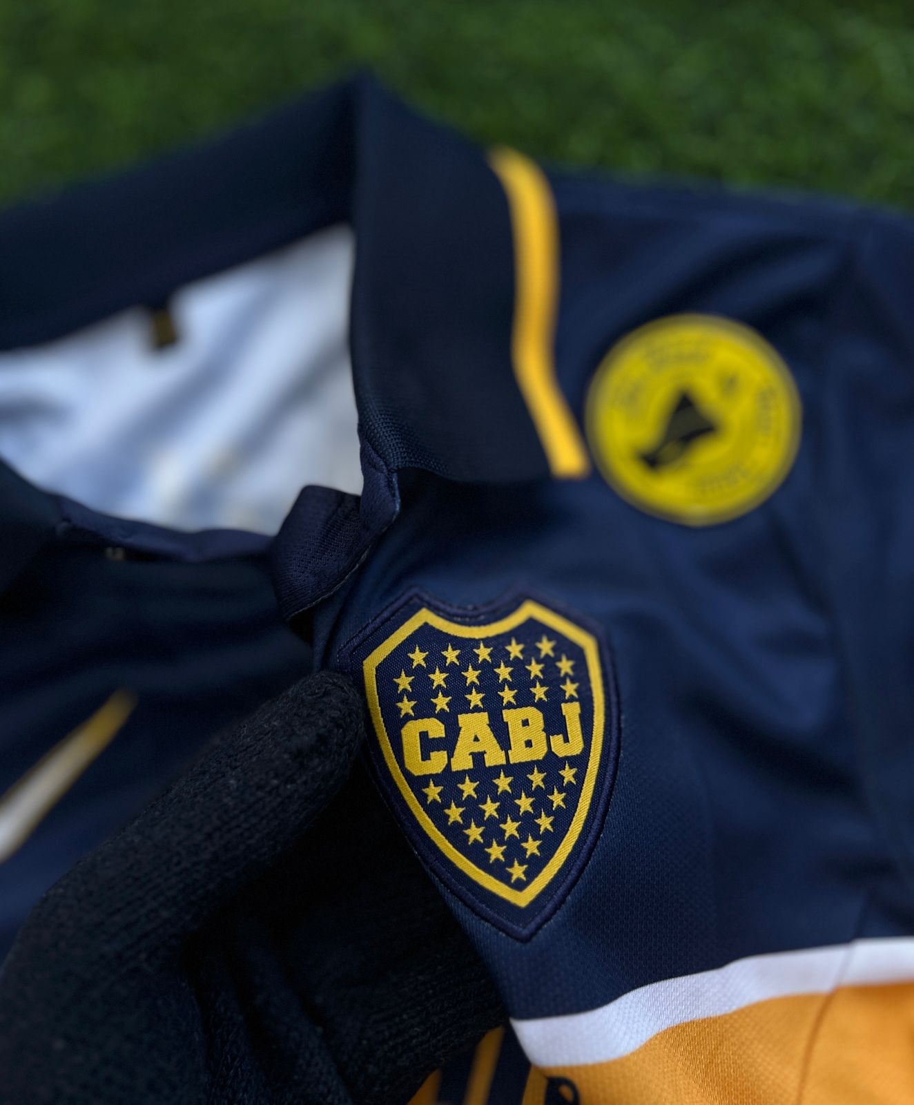 BOCA JUNIORS 1996-97 HOME KIT, HALFSLEEVE POLO EMBROIDERY